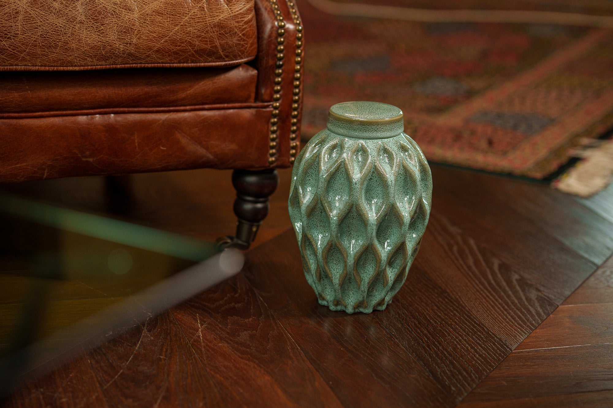 Cremation Urn "Echo" - 3D Printed Ceramic Urn | Oily Green Melange | Large