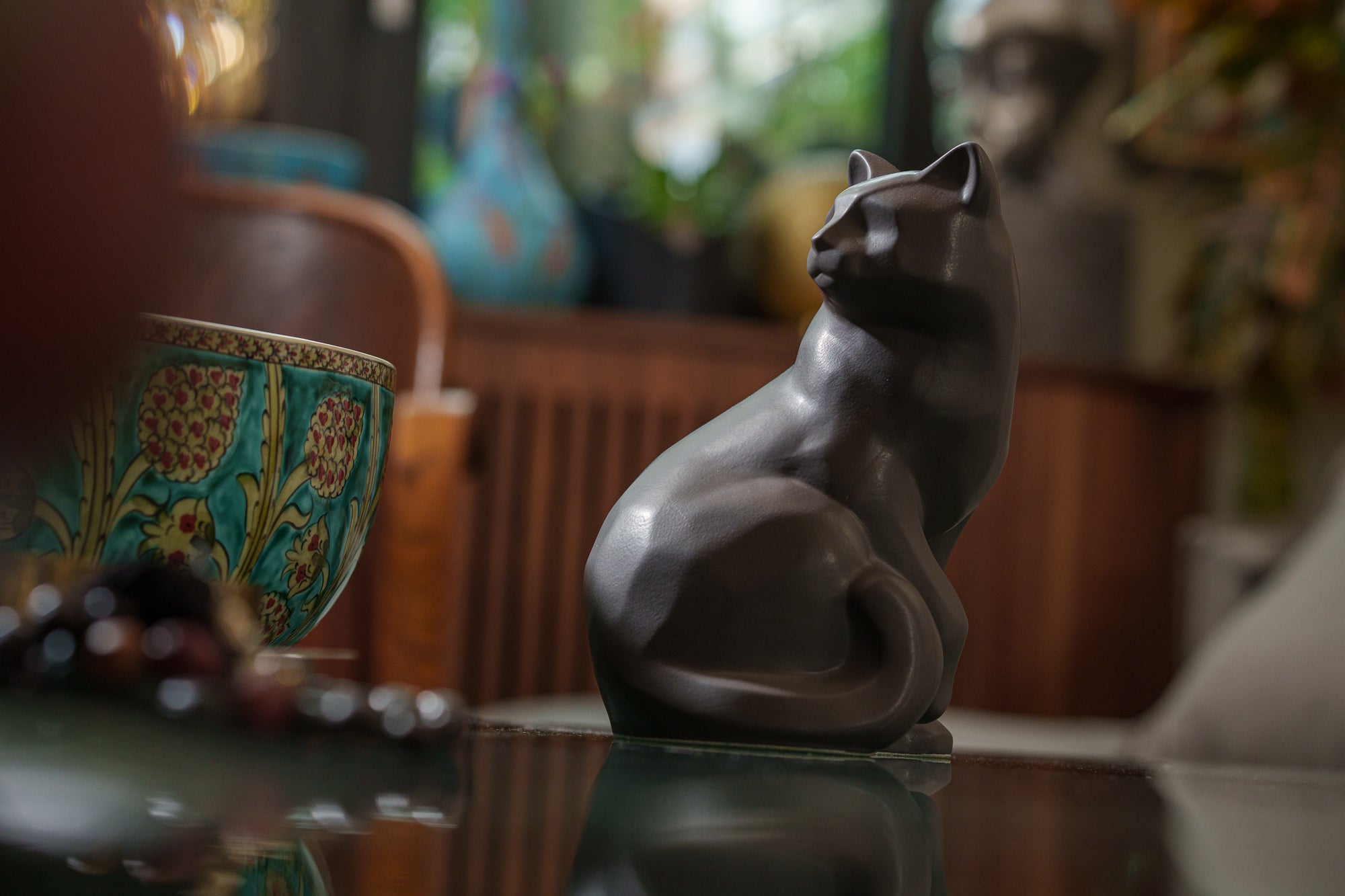 Felix Cat Urn for Ashes - Gray Matte | Ceramic | Handmade Pet Urn