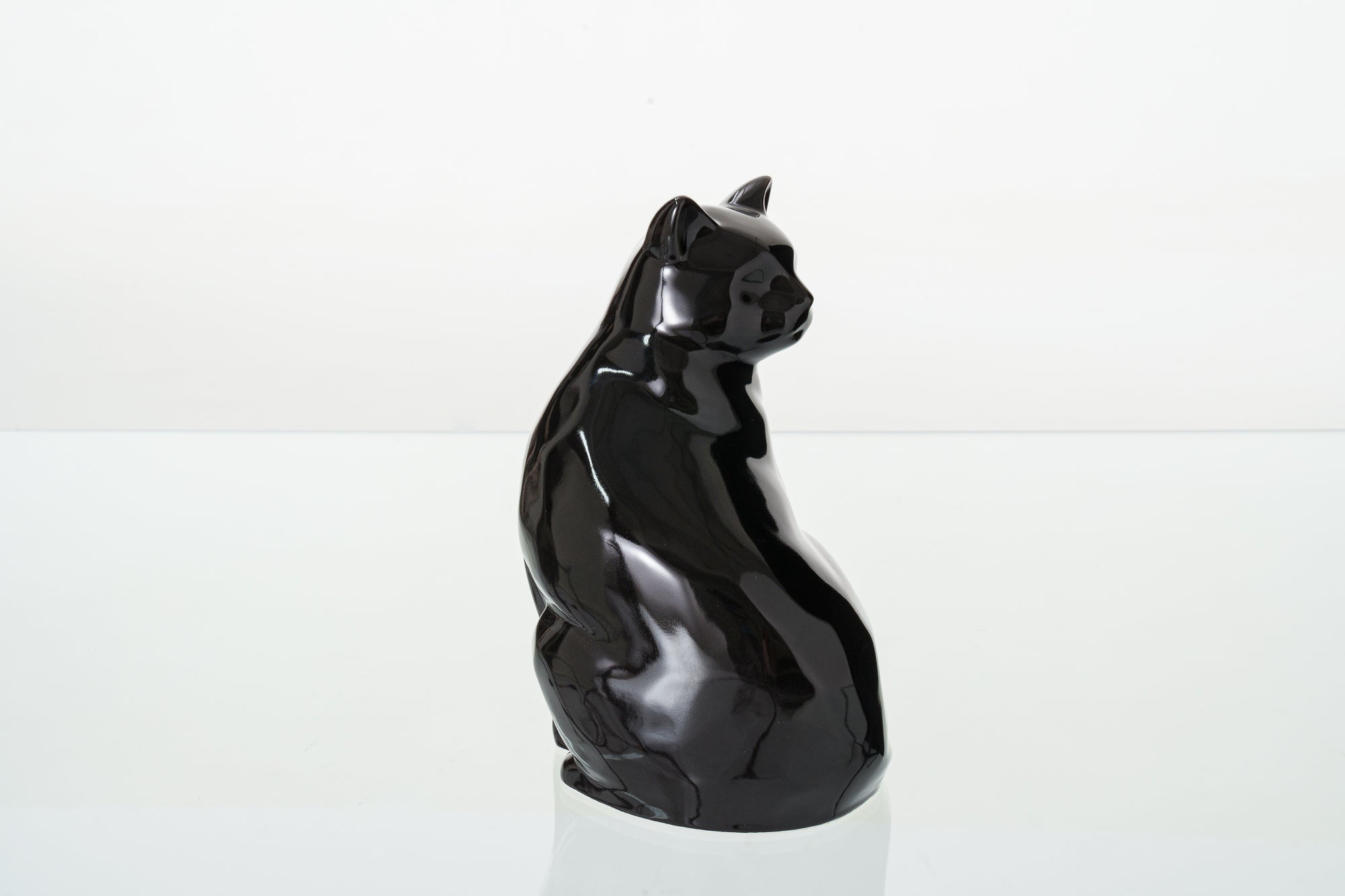 Felix Cat Urn for Ashes - Lamp Black | Ceramic | Handmade Pet Urn