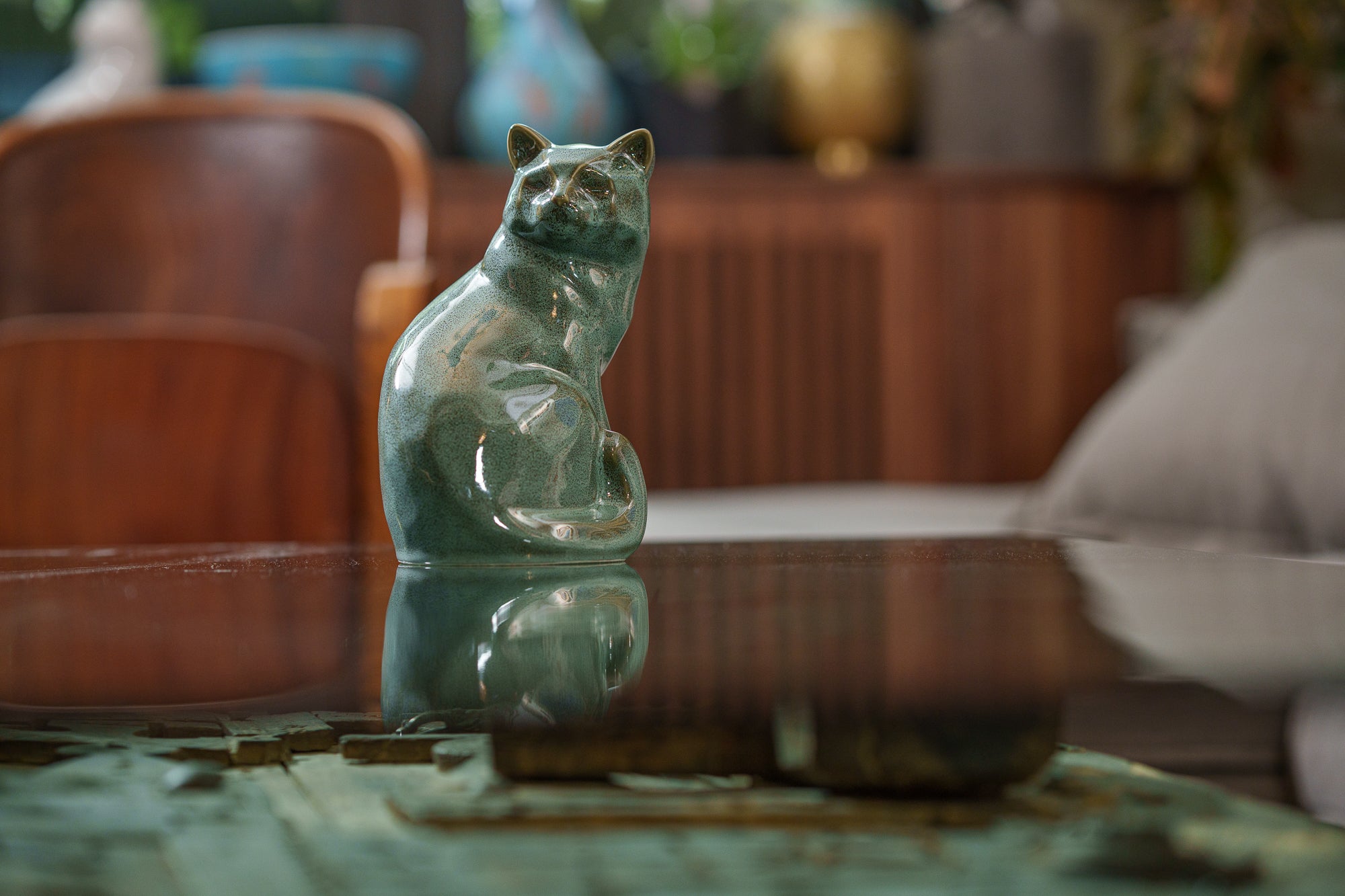 Felix Cat Urn for Ashes - Oily Green Melange | Ceramic | Handmade Pet Urn