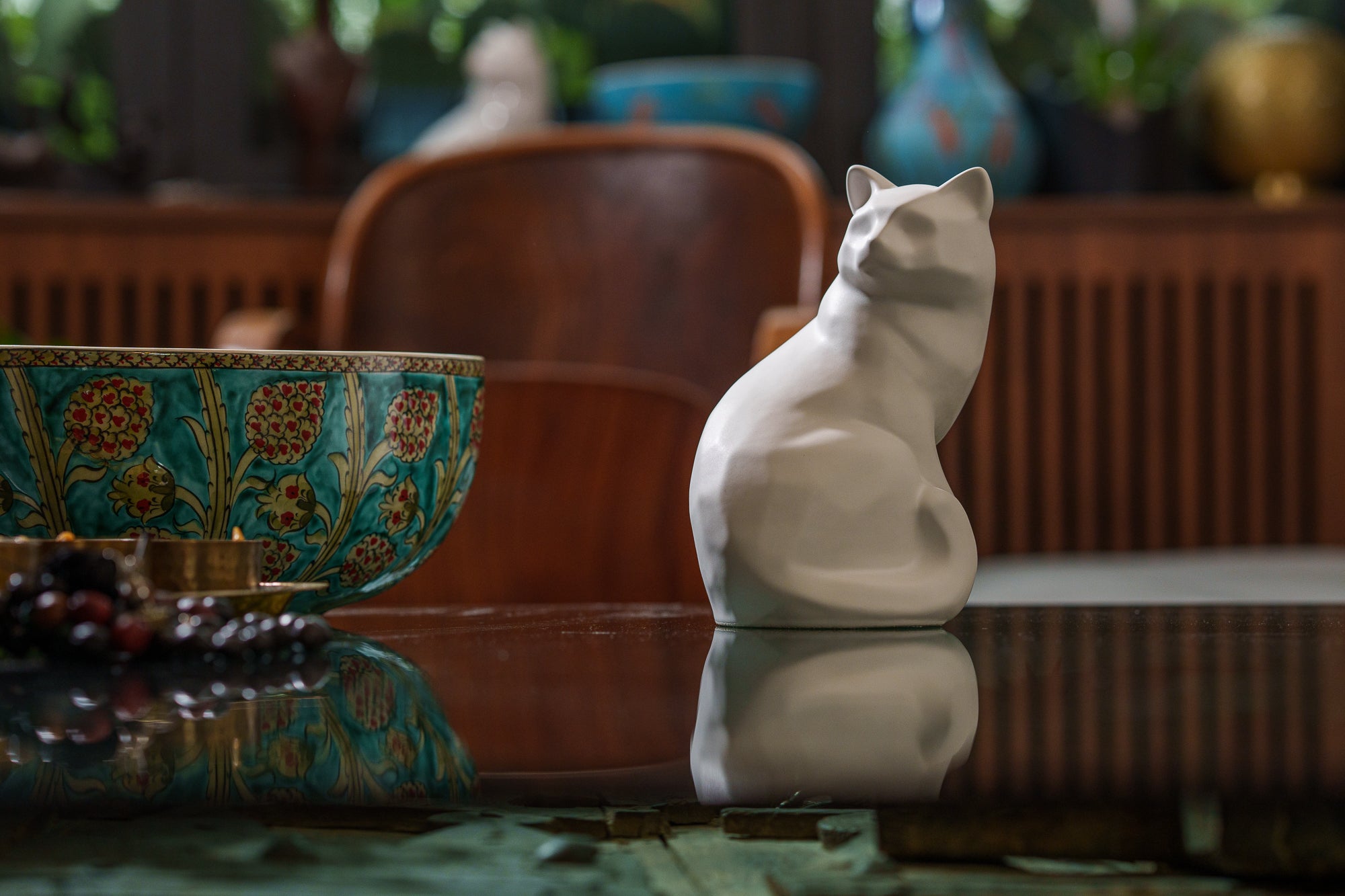Felix Cat Urn for Ashes - White Matte | Ceramic | Handmade Pet Urn