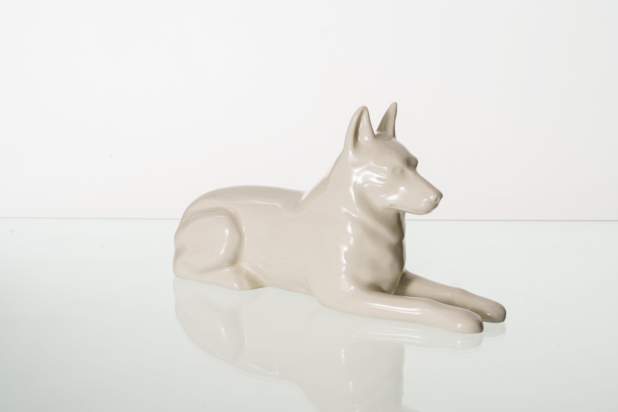 Pulvis Art Urns Pet Urn German Shepherd Pet Urn - Off-white | Ceramic Dog Urn