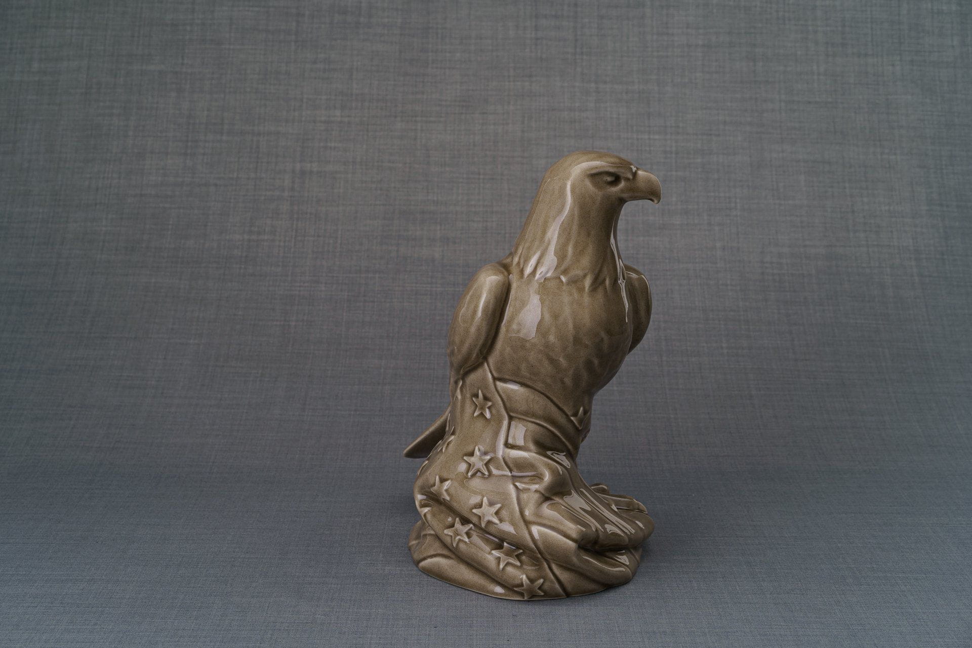 Aquilae Handmade Urn For Cremation Ashes - Large | Beige Grey | Ceramic / Military Eagle Urn / Veteran Urn