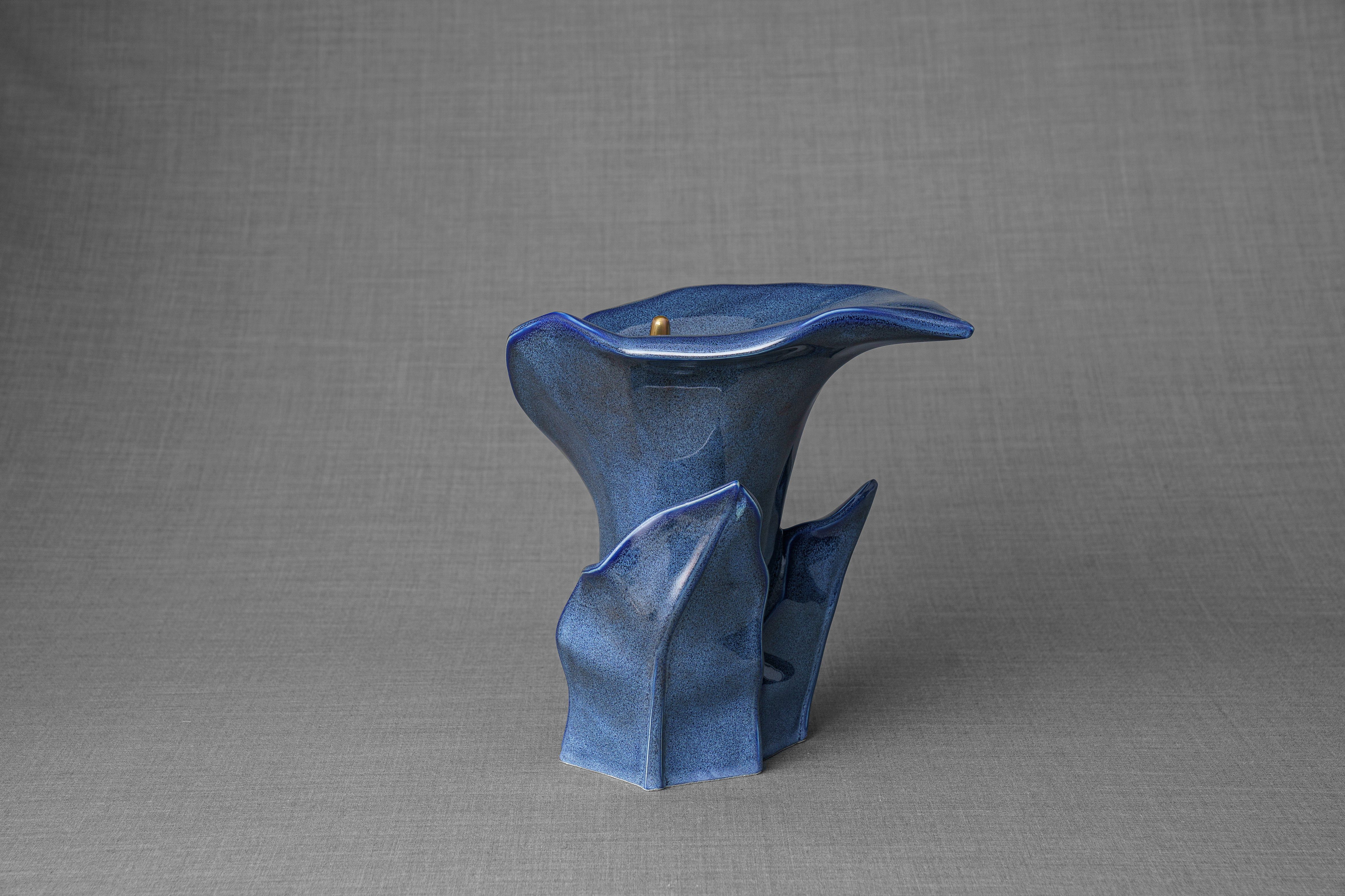 Pulvis Art Urns Adult Size Urn Calla Flower Memorial Urn for Ashes - Medium | Blue Melange