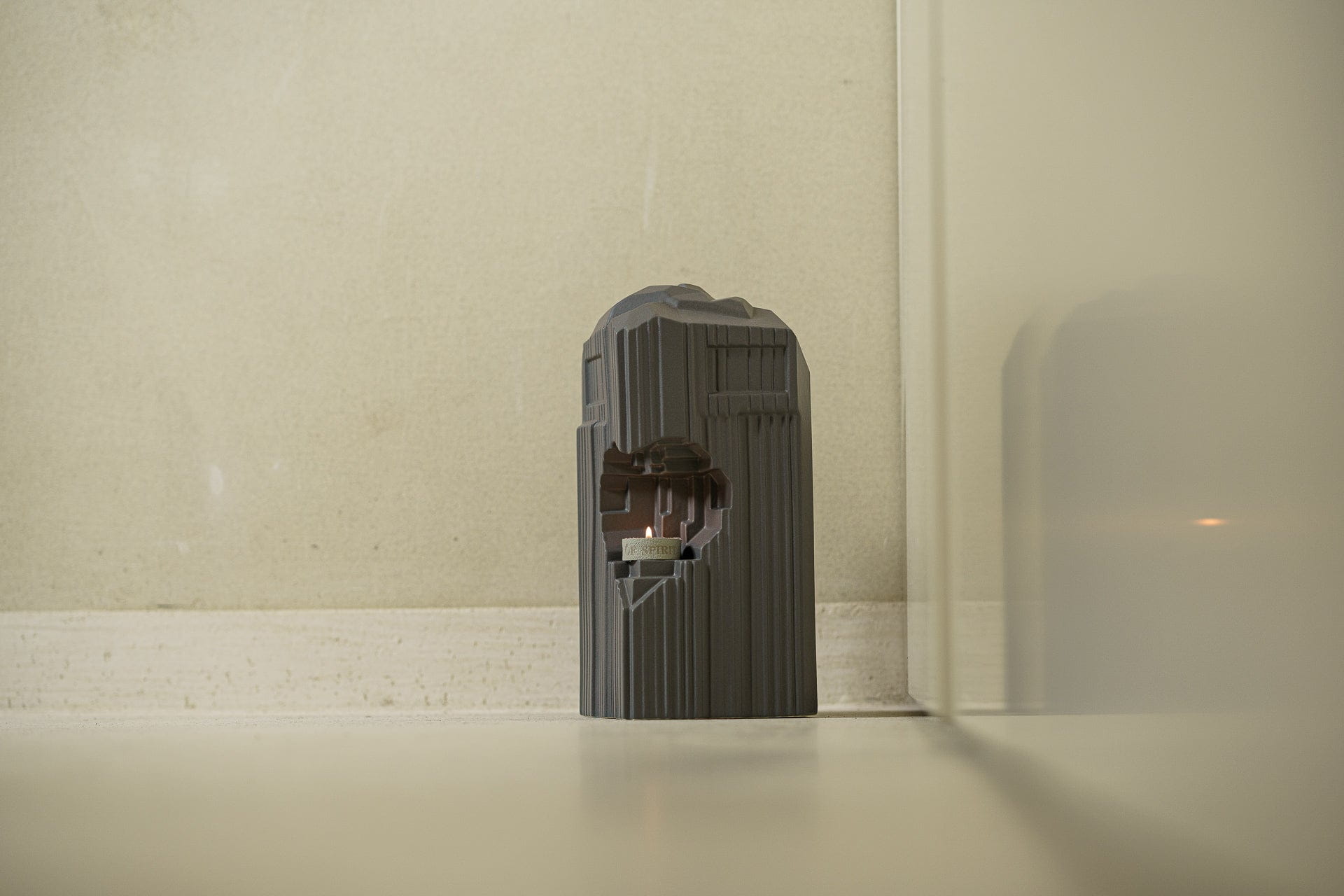 Pulvis Art Urns Adult Size Urn Cremation Candle Urn for Ashes "Heart" - Large | Grey Matte | Ceramic