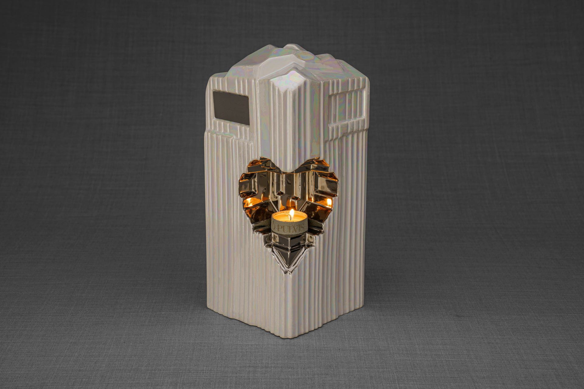 Pulvis Art Urns Adult Size Urn NO (FREE) / PLATINUM (+30$) Cremation Candle Urn for Ashes "Heart" - Large | Pearly White | Ceramic