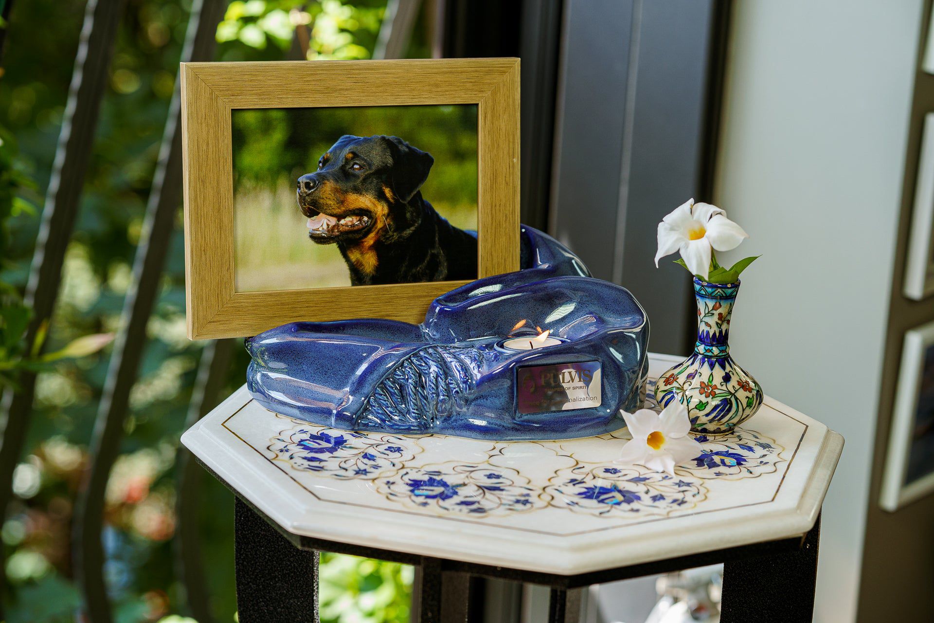 Pulvis Art Urns Adult Size Urn Cremation Urn "Cozy" - Blue Melange | Ceramic Picture Frame Urn