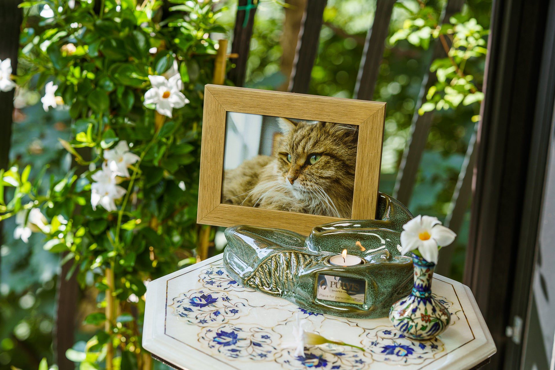 Pulvis Art Urns Adult Size Urn Cremation Urn "Cozy" - Oily Green Melange | Ceramic Picture Frame Urn