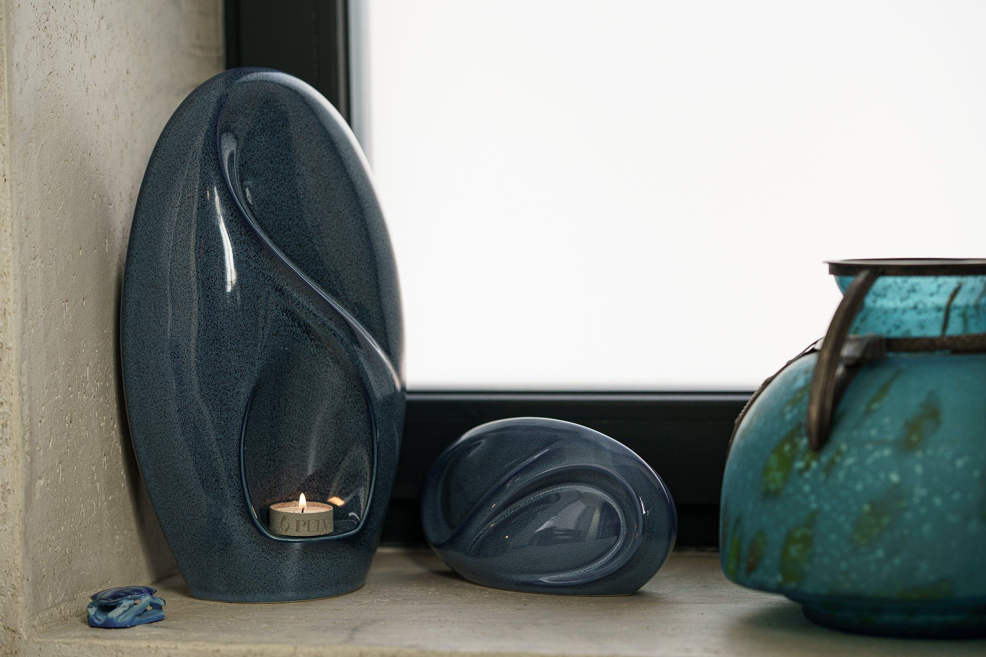 Pulvis Art Urns Adult Size Urn Eternity Handmade Cremation Urn for Ashes - Large | Blue Melange | Ceramic