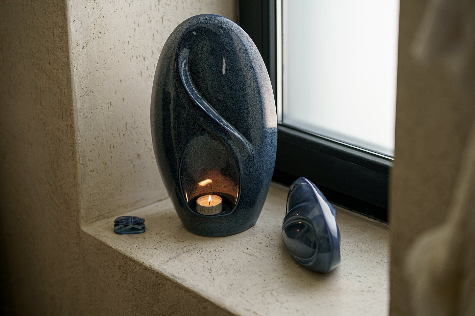 Pulvis Art Urns Adult Size Urn Eternity Handmade Cremation Urn for Ashes - Large | Blue Melange | Ceramic