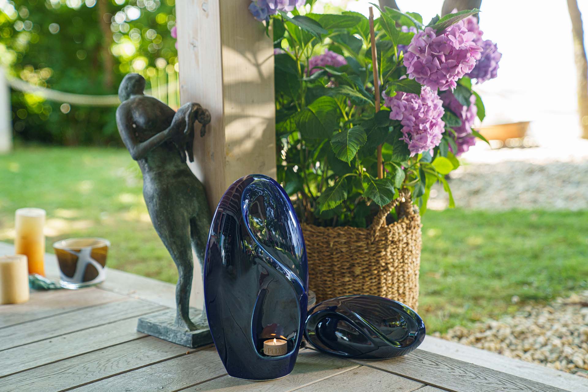 Pulvis Art Urns Adult Size Urn Eternity Handmade Cremation Urn for Ashes - Large | Cobalt Metallic | Ceramic
