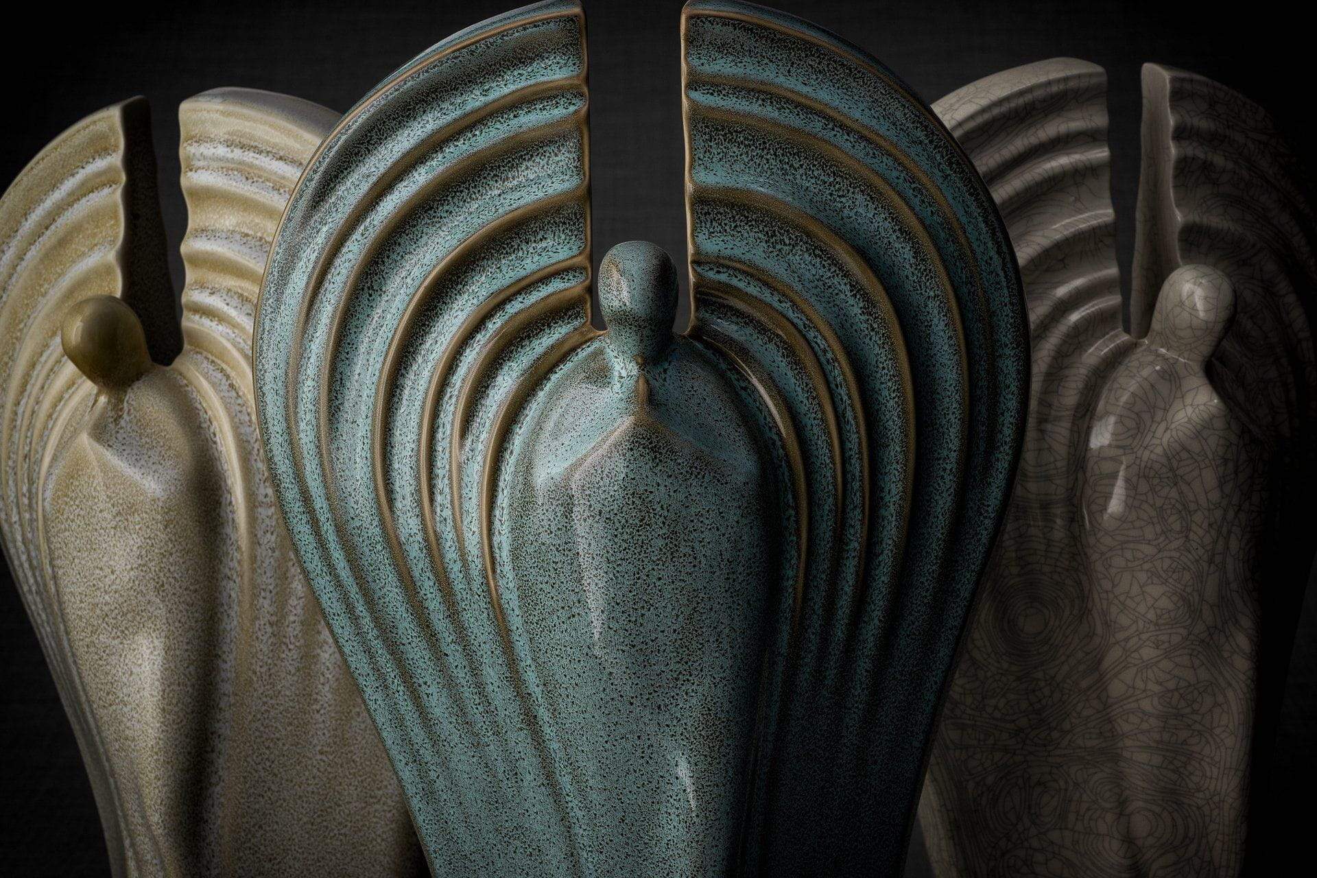 Pulvis Art Urns Adult Size Urn Guardian Handmade Cremation Urn for Ashes - Large | Craquelure | Ceramic