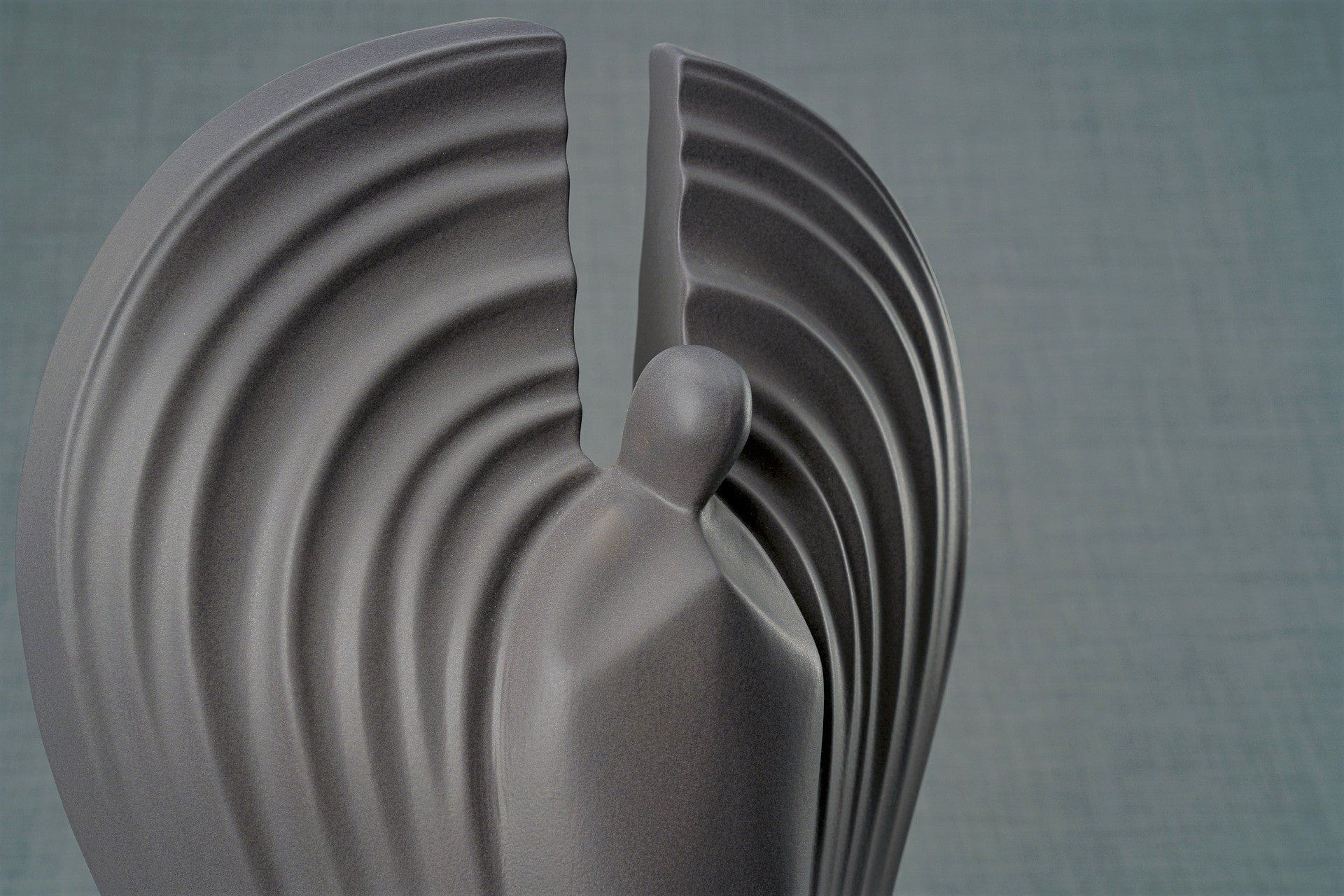 Pulvis Art Urns Adult Size Urn Guardian Handmade Cremation Urn for Ashes - Large | Gray Matte | Ceramic