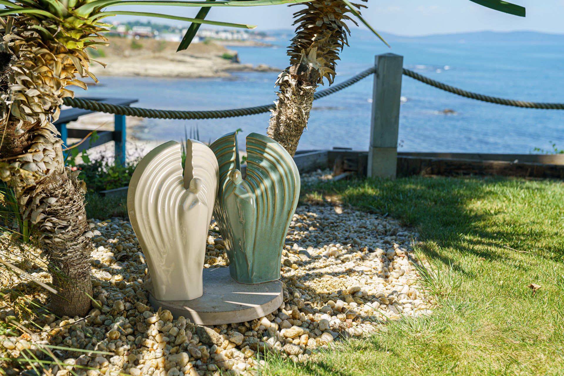 Pulvis Art Urns Adult Size Urn Guardian Handmade Cremation Urn for Ashes - Large | Light Sand Melange | Ceramic