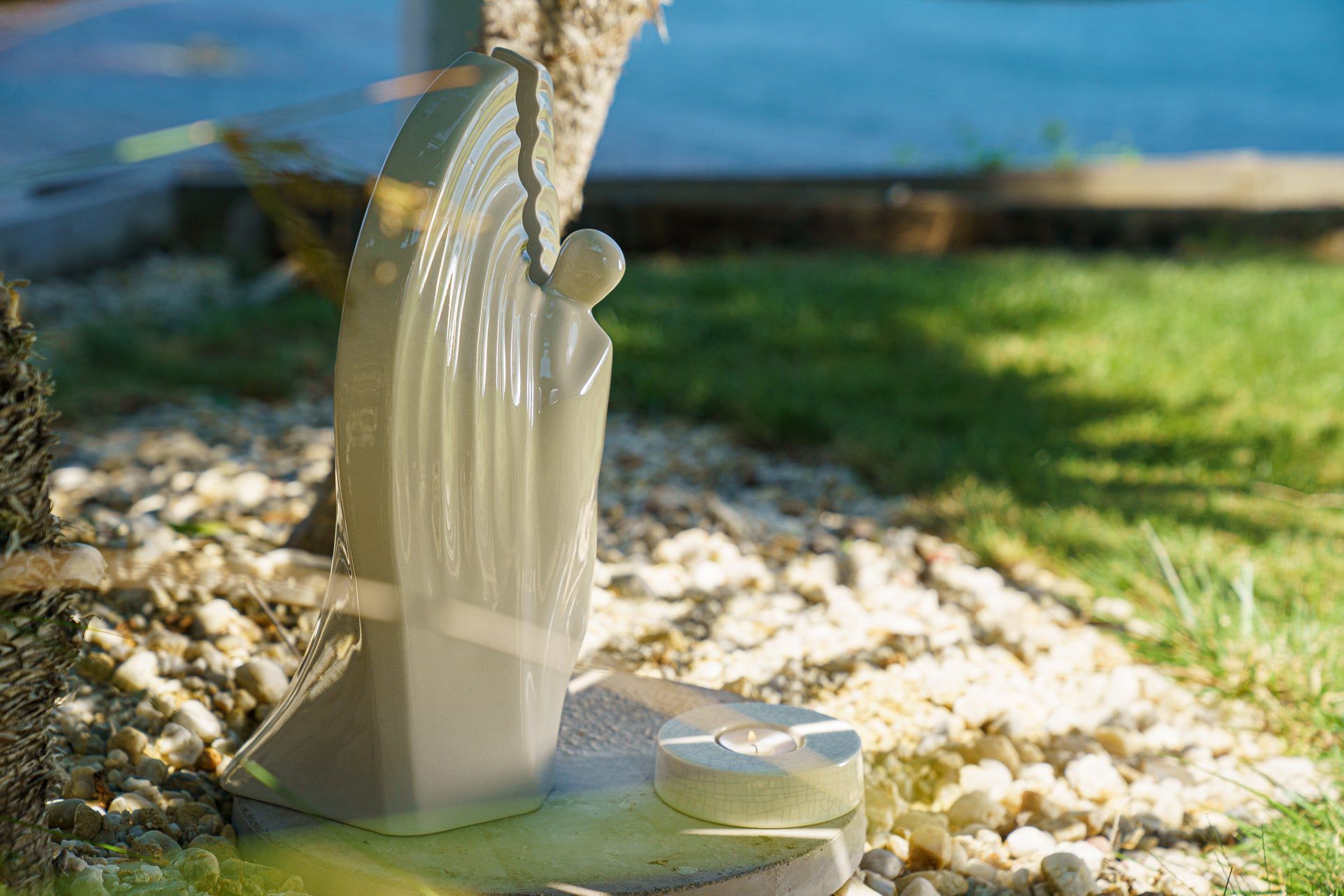 Pulvis Art Urns Adult Size Urn Guardian Handmade Cremation Urn for Ashes - Large | Transparent | Ceramic