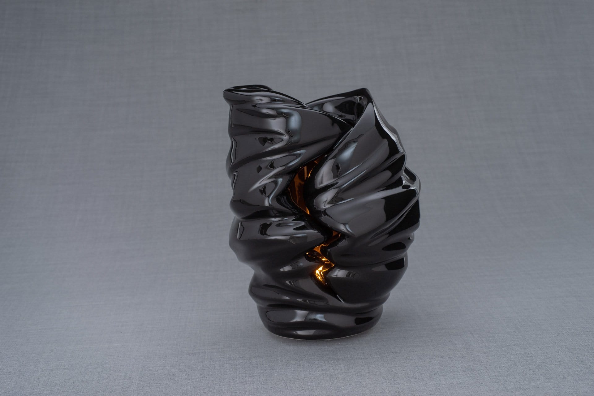 Light Handmade Cremation Urn for Ashes, size Large/Adult, color Lamp Black-Pulvis Art Urns