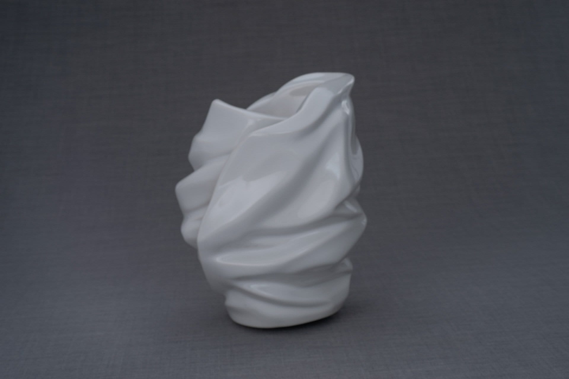 Light Handmade Cremation Urn for Ashes, size Large/Adult, color White-Pulvis Art Urns