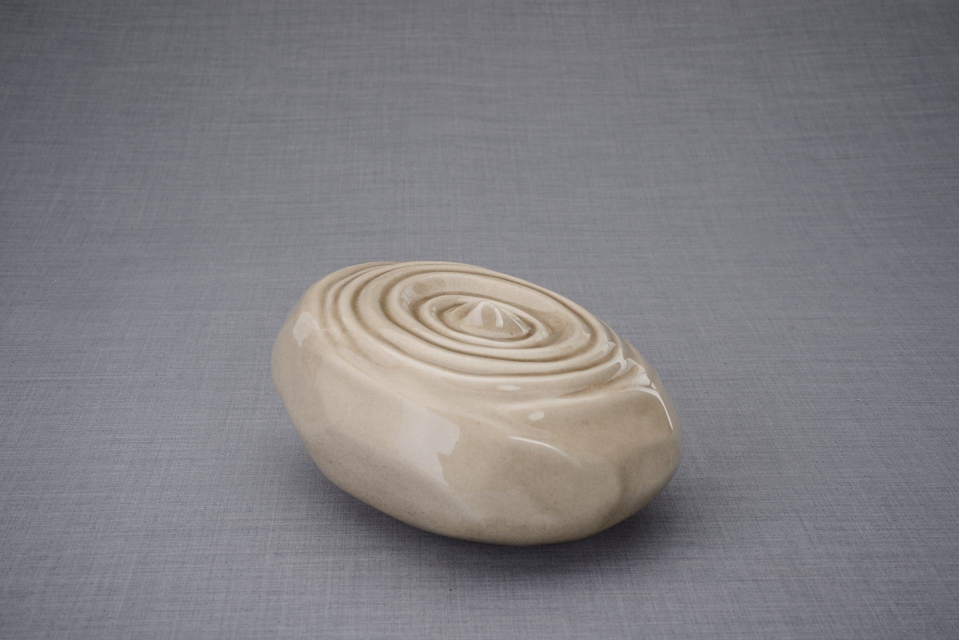 Resonance Handmade Cremation Urn for Ashes, size Adult/Large, color Beige Grey-Pulvis Art Urns
