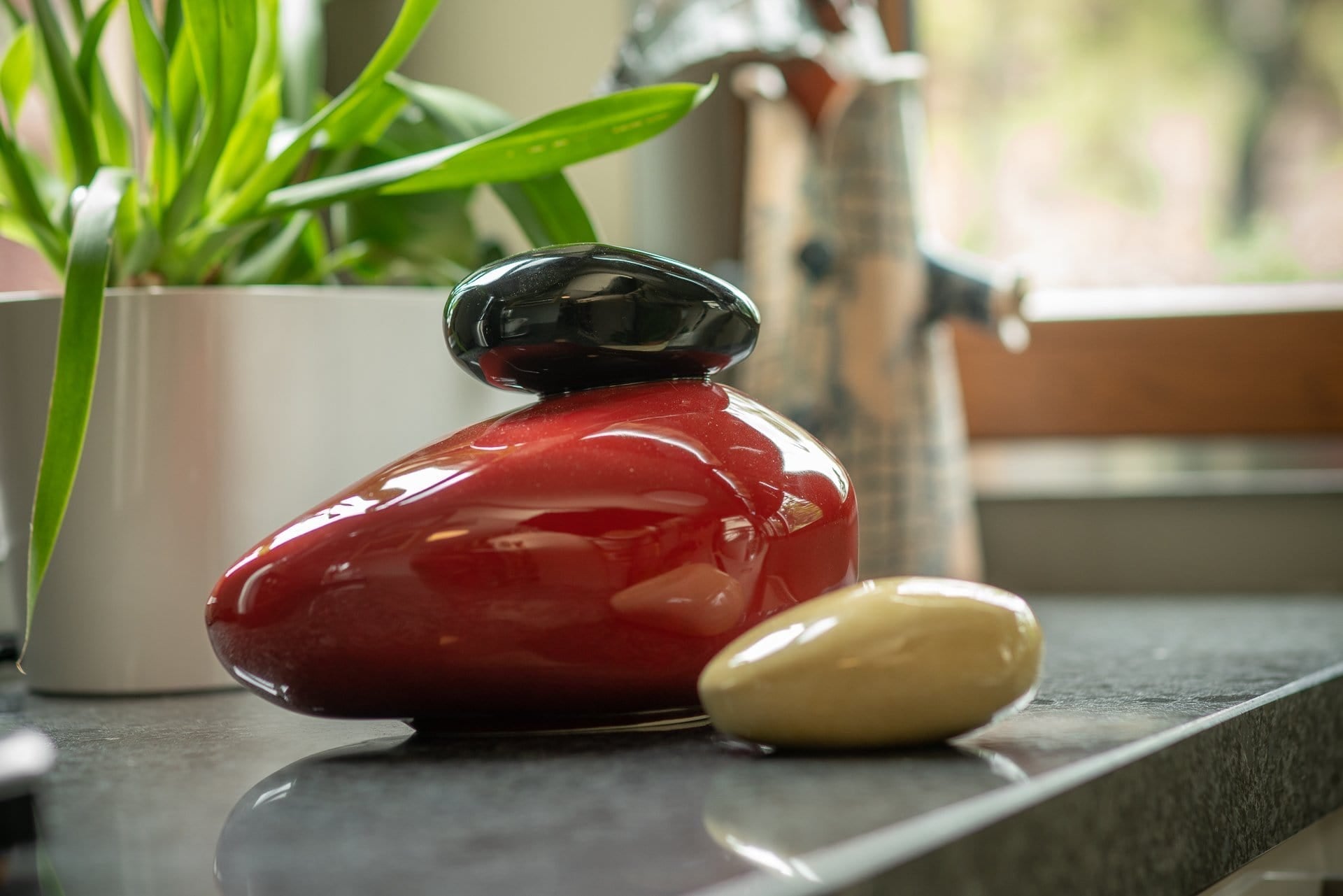 Ceramic Art Urn for Ashes - Stone - set (Red colour) by Pulvis Art Urns