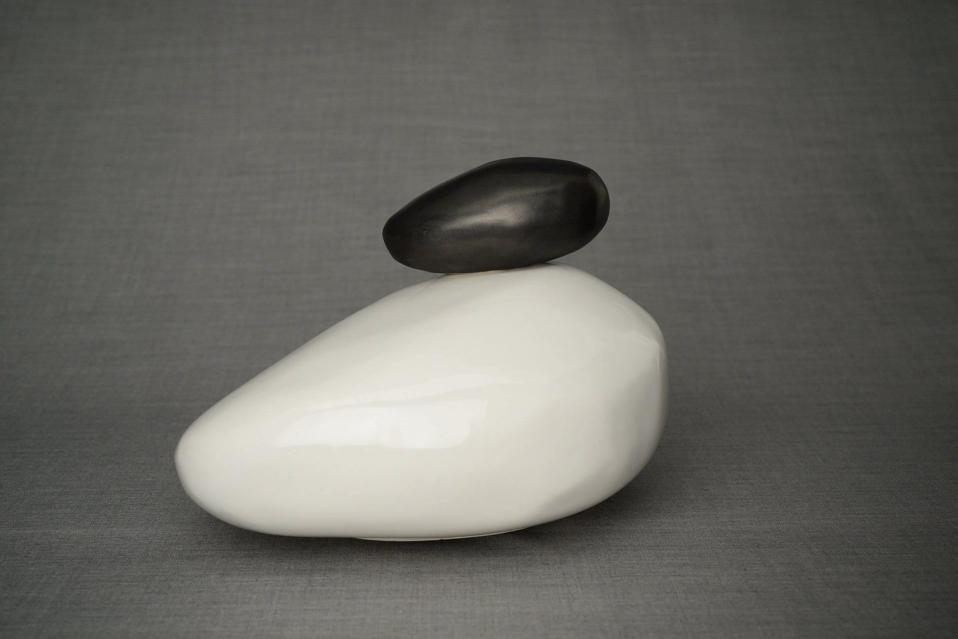 Stone Handmade Cremation Urn for Ashes, size Large/Adult, color White-Pulvis Art Urns