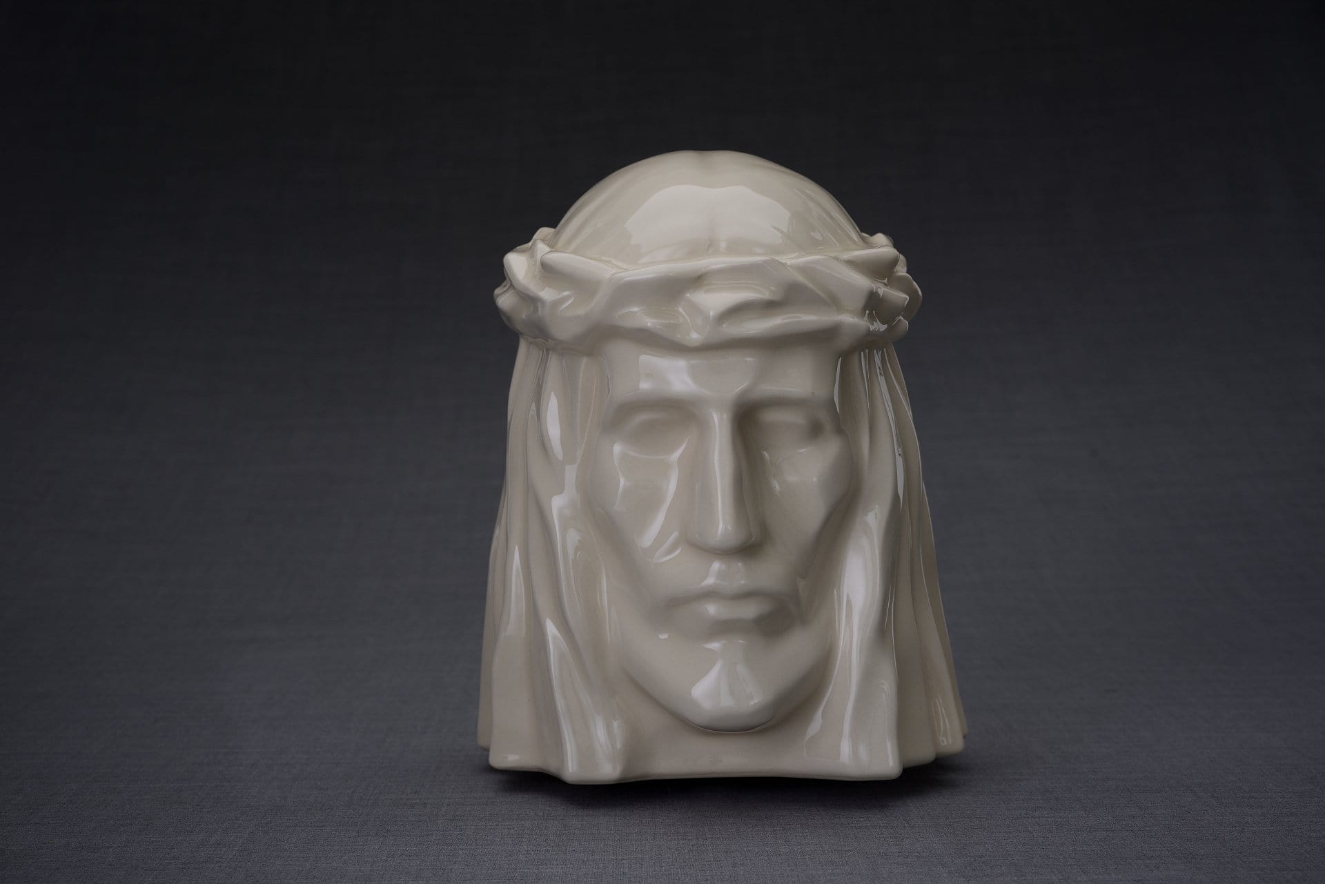 The Christ Handmade Cremation Urn for Ashes, size Large/Adult, color Transparent-Pulvis Art Urns