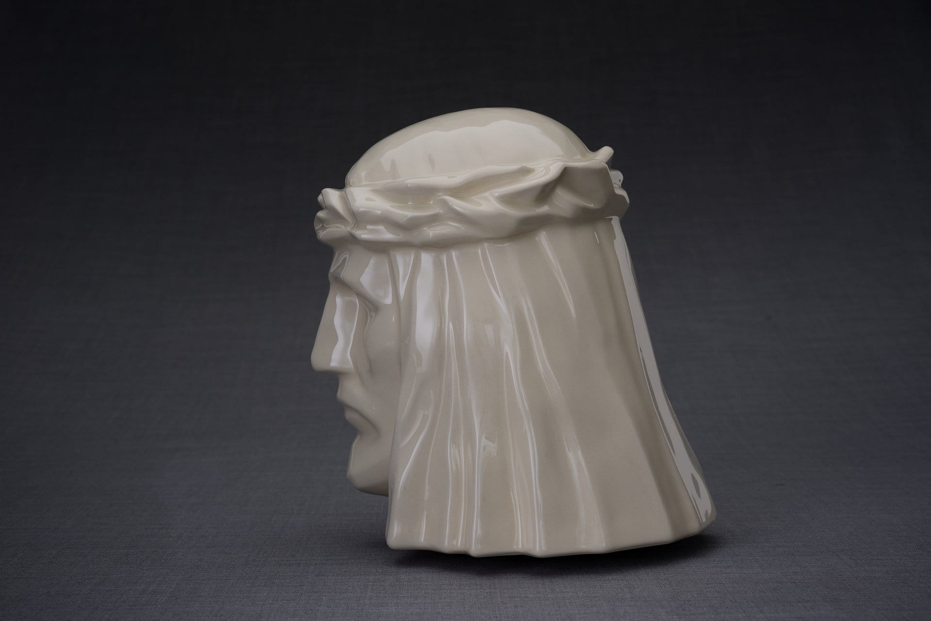 The Christ Handmade Cremation Urn for Ashes, size Large/Adult, color Transparent-Pulvis Art Urns