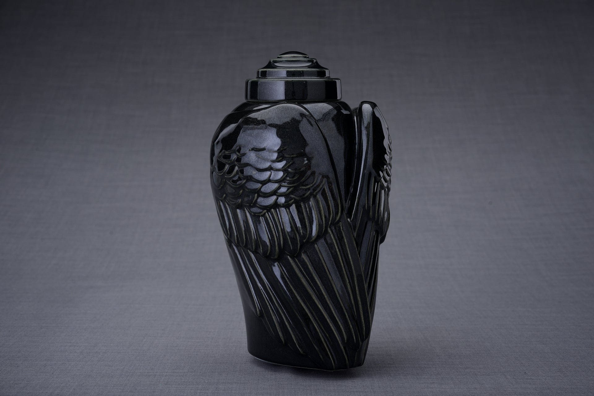 Pulvis Art Urns Adult Size Urn Handmade Cremation Urn for Ashes "Wings" - Large | Black Gloss | Ceramic
