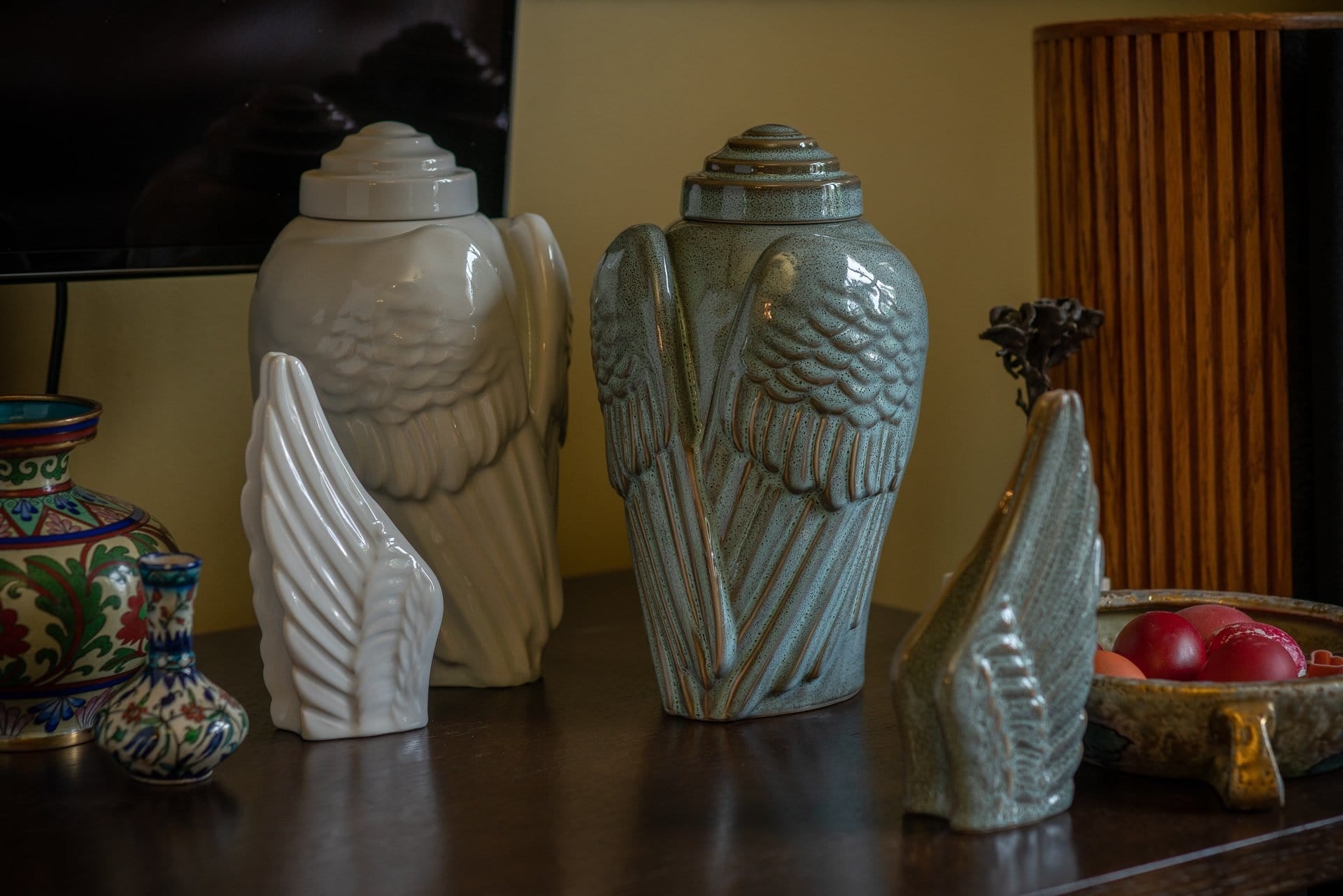 Ceramic Art Urn for Ashes - Wings - sets by Pulvis Art Urns