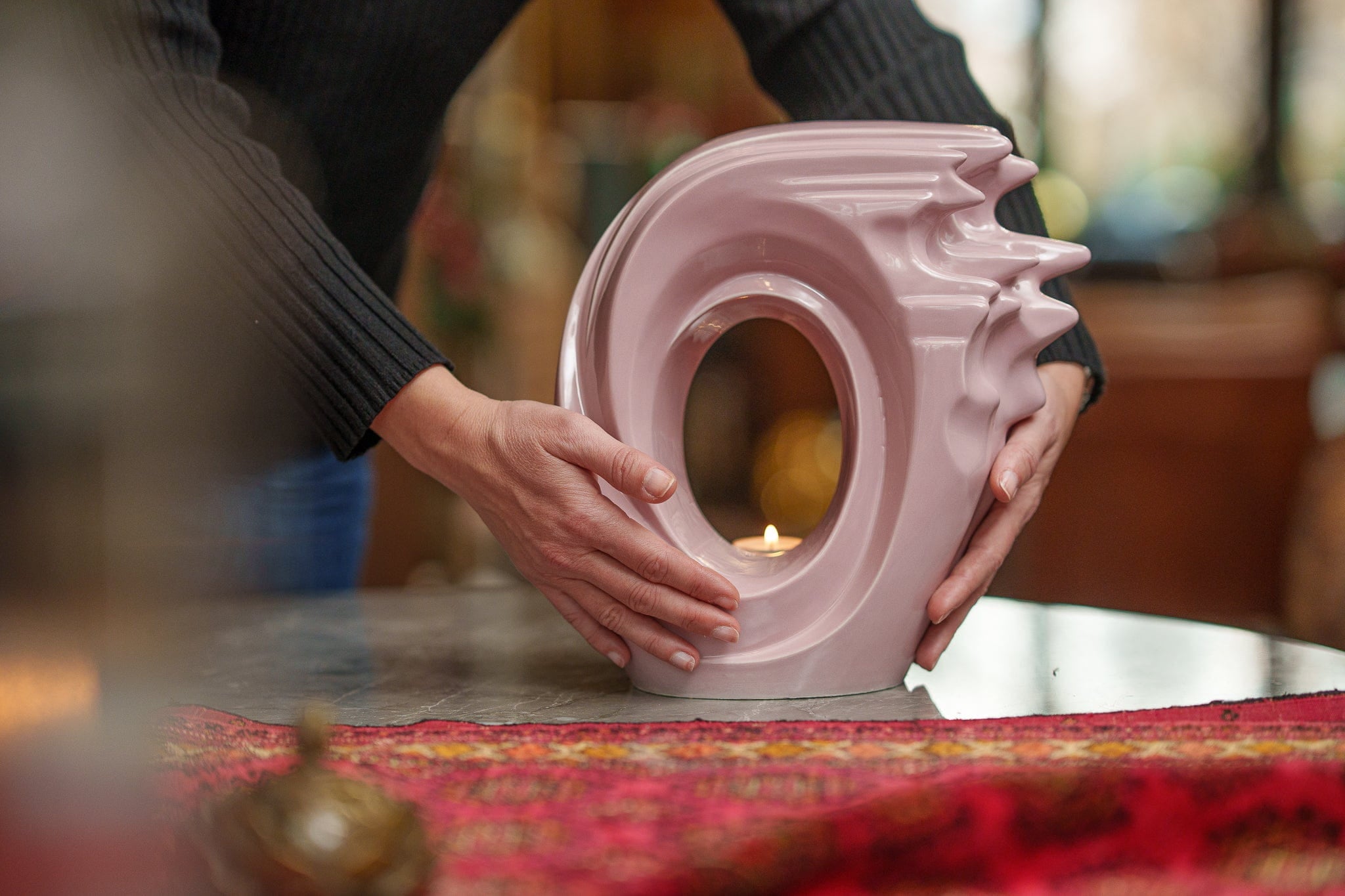 Pulvis Art Urns Adult Size Urn Handmade Cremation Urn "Zephyr" - Adult Ceramic Urn | Pink