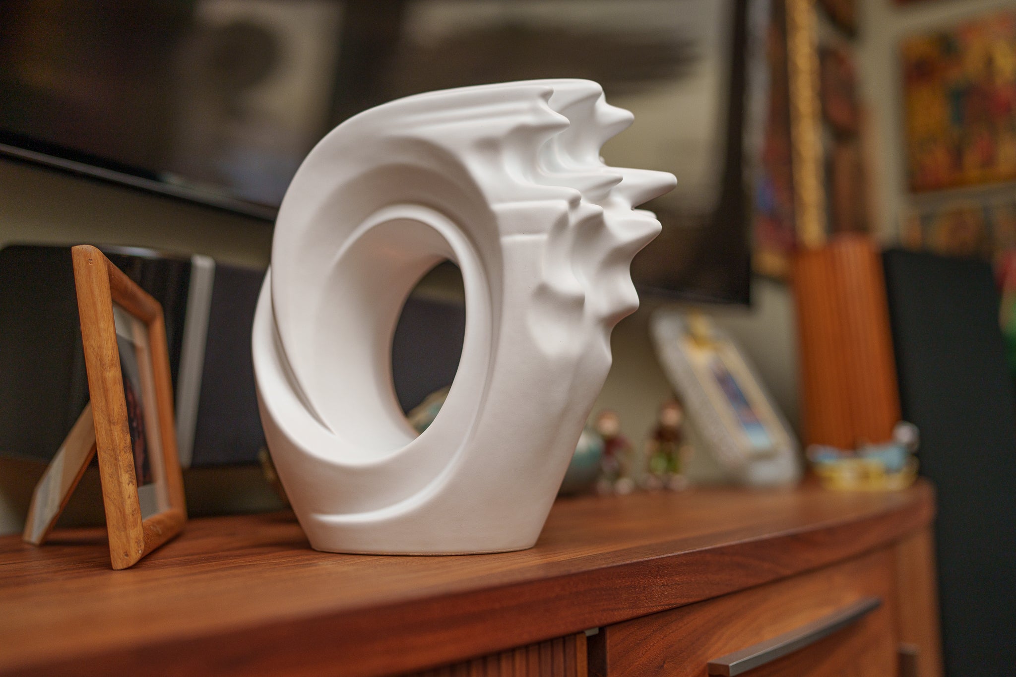 Handmade Cremation Urn "Zephyr" - Adult Ceramic Urn | White Matte