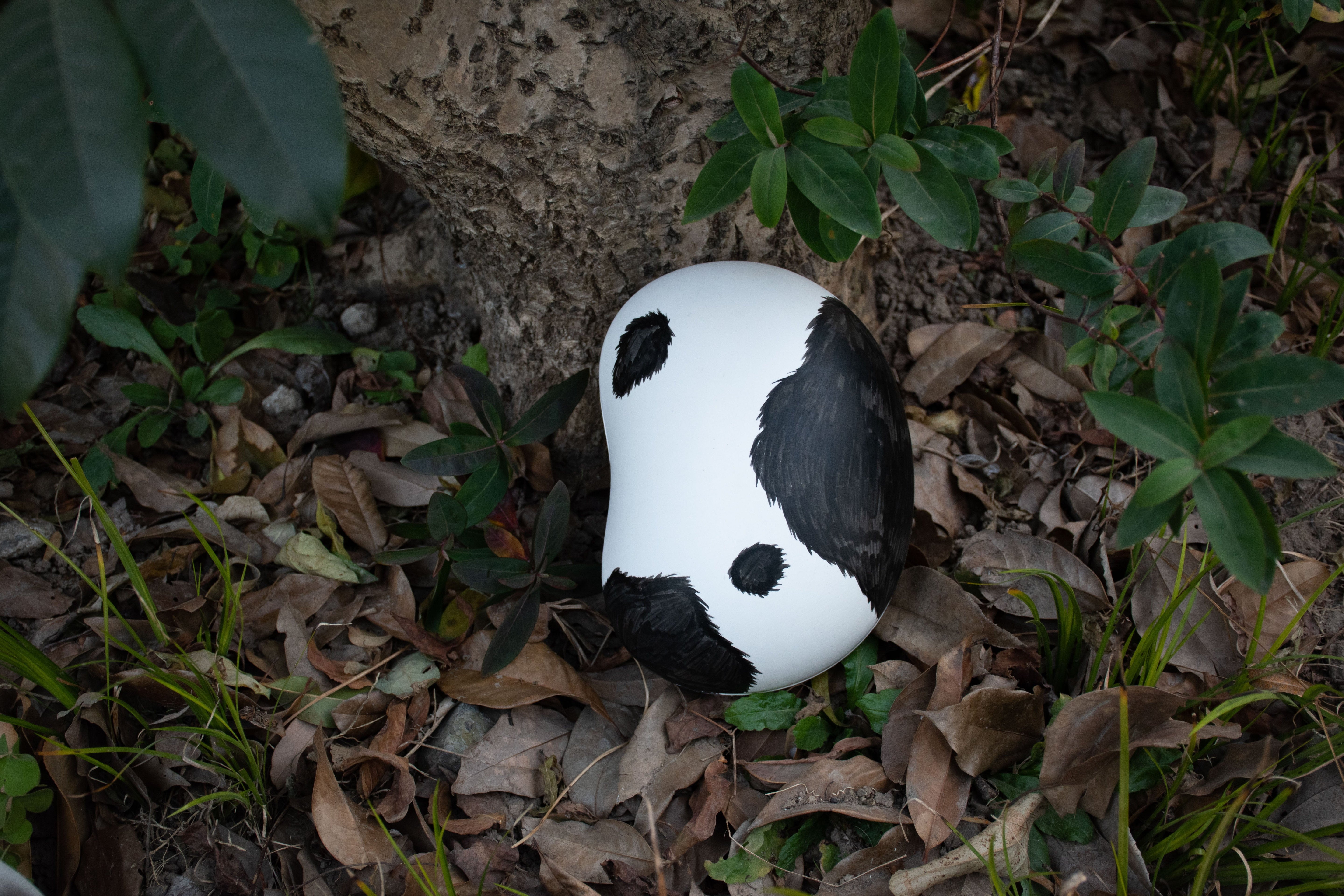 Biodegradable Pet Urn "Peanut" | Customizable Burial Memorial for Pets