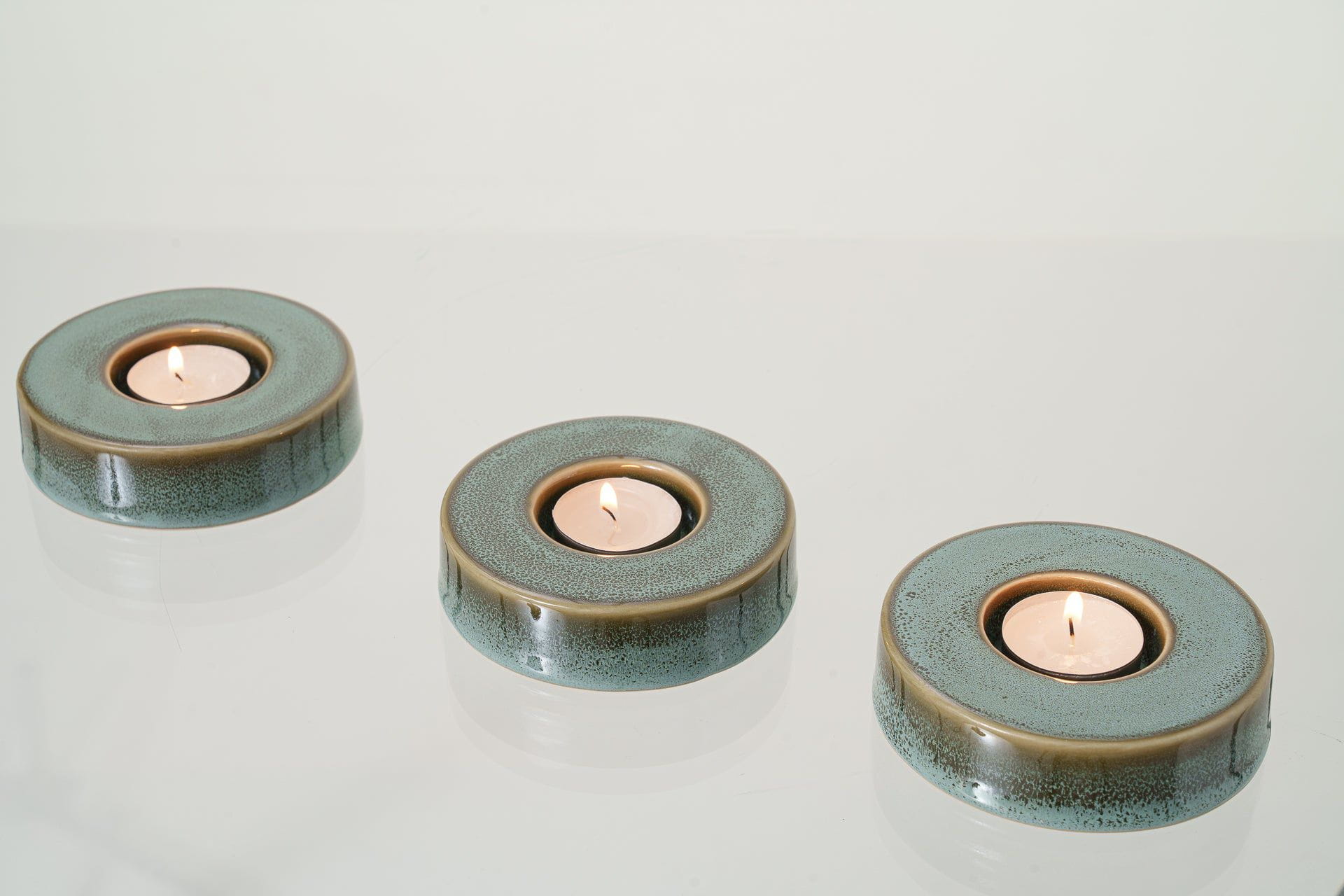 Pulvis Art Urns Candleholder Caleo Handmade Candleholder for Cremation Urns - Oily Green Melange | Ceramic