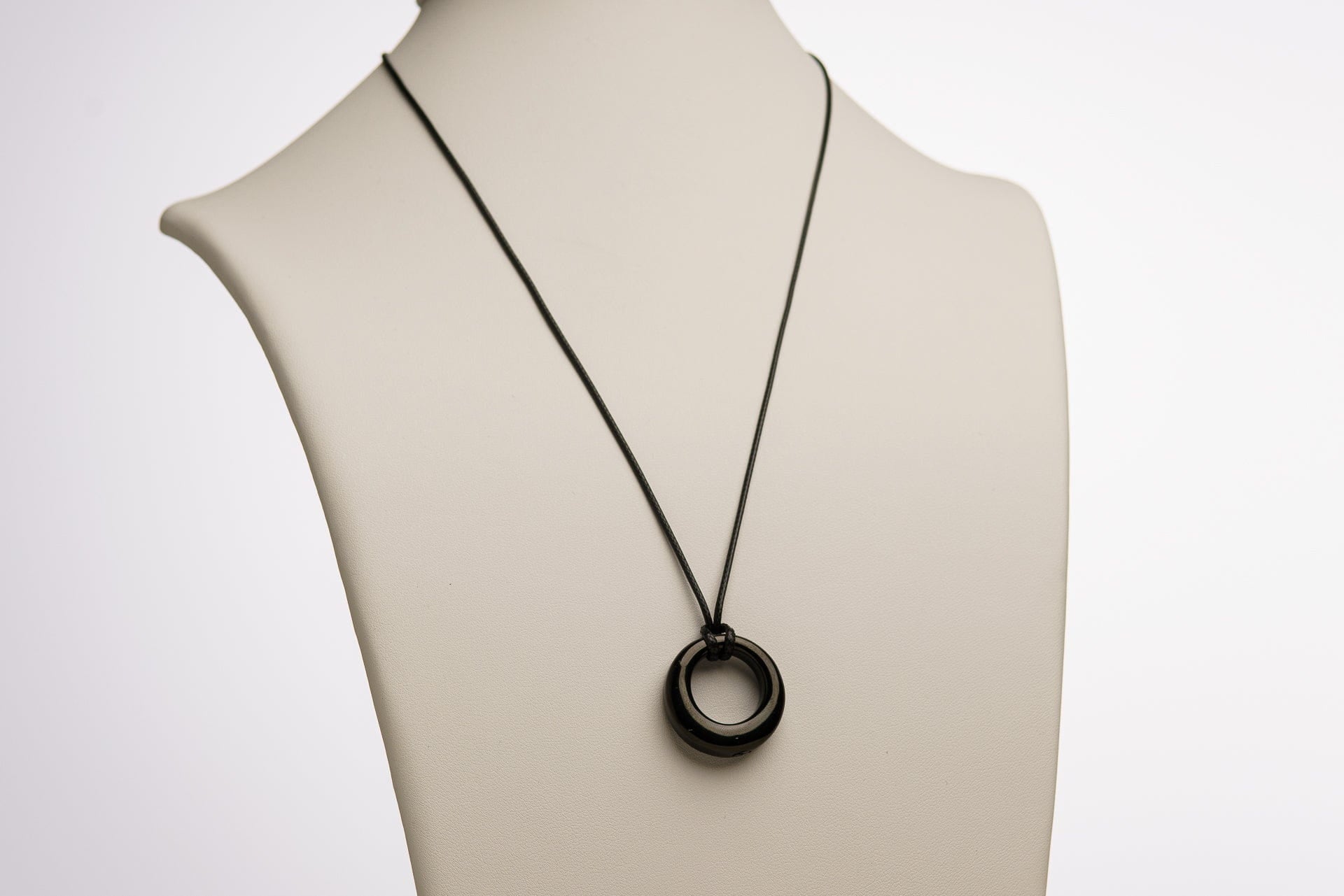 Pulvis Art Urns Cremation Necklace – Forever | Stainless Steel | Memorial Jewelry | Blue