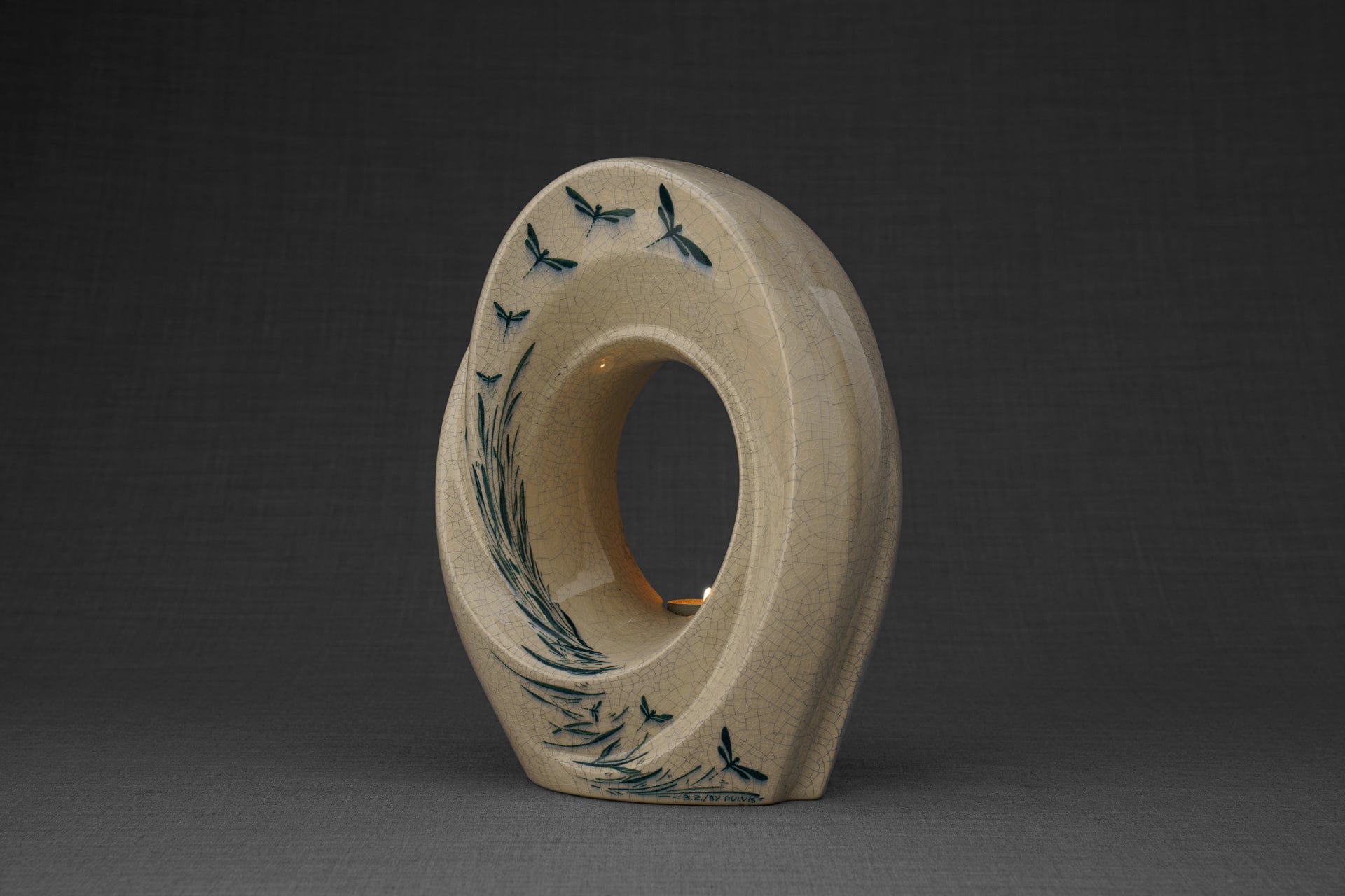 Pulvis Art Urns Exclusive Urn Handmade Decorated Urn for Ashes "The Passage" - Large | Ceramic