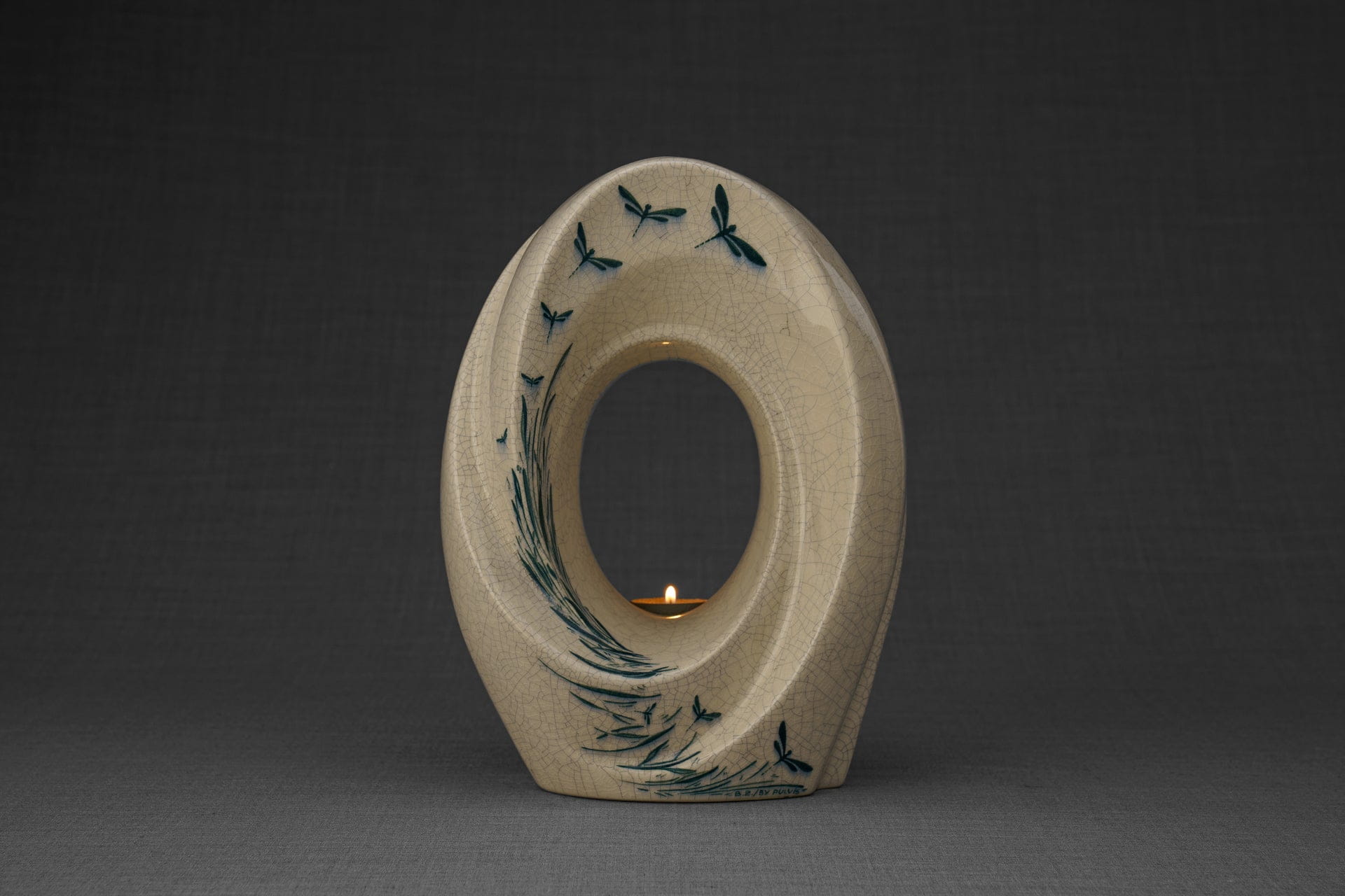 Pulvis Art Urns Exclusive Urn Handmade Decorated Urn for Ashes "The Passage" - Large | Ceramic