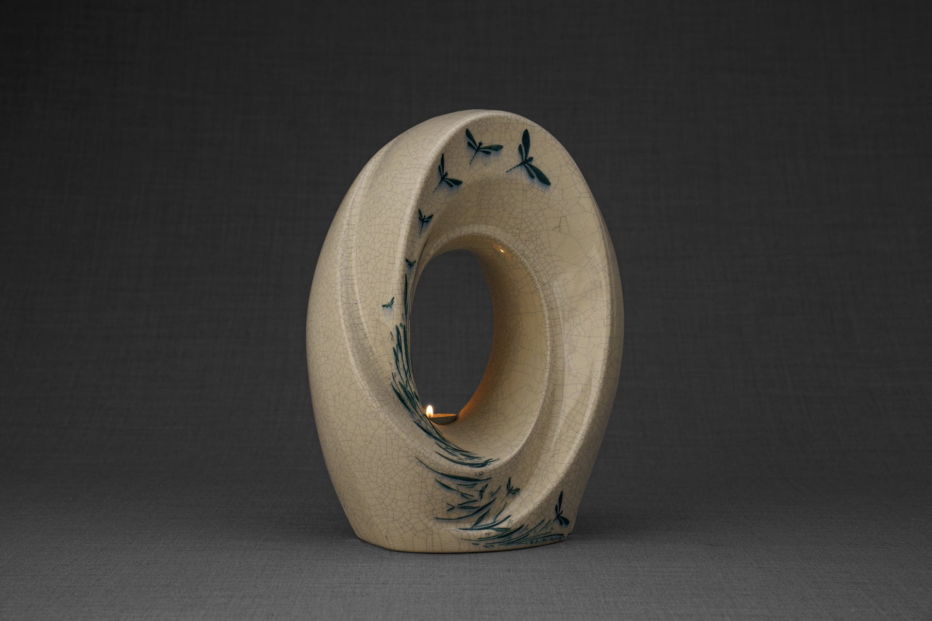 Pulvis Art Urns Exclusive Urn Handmade Decorated Urn for Ashes "The Passage" - Large | Ceramic