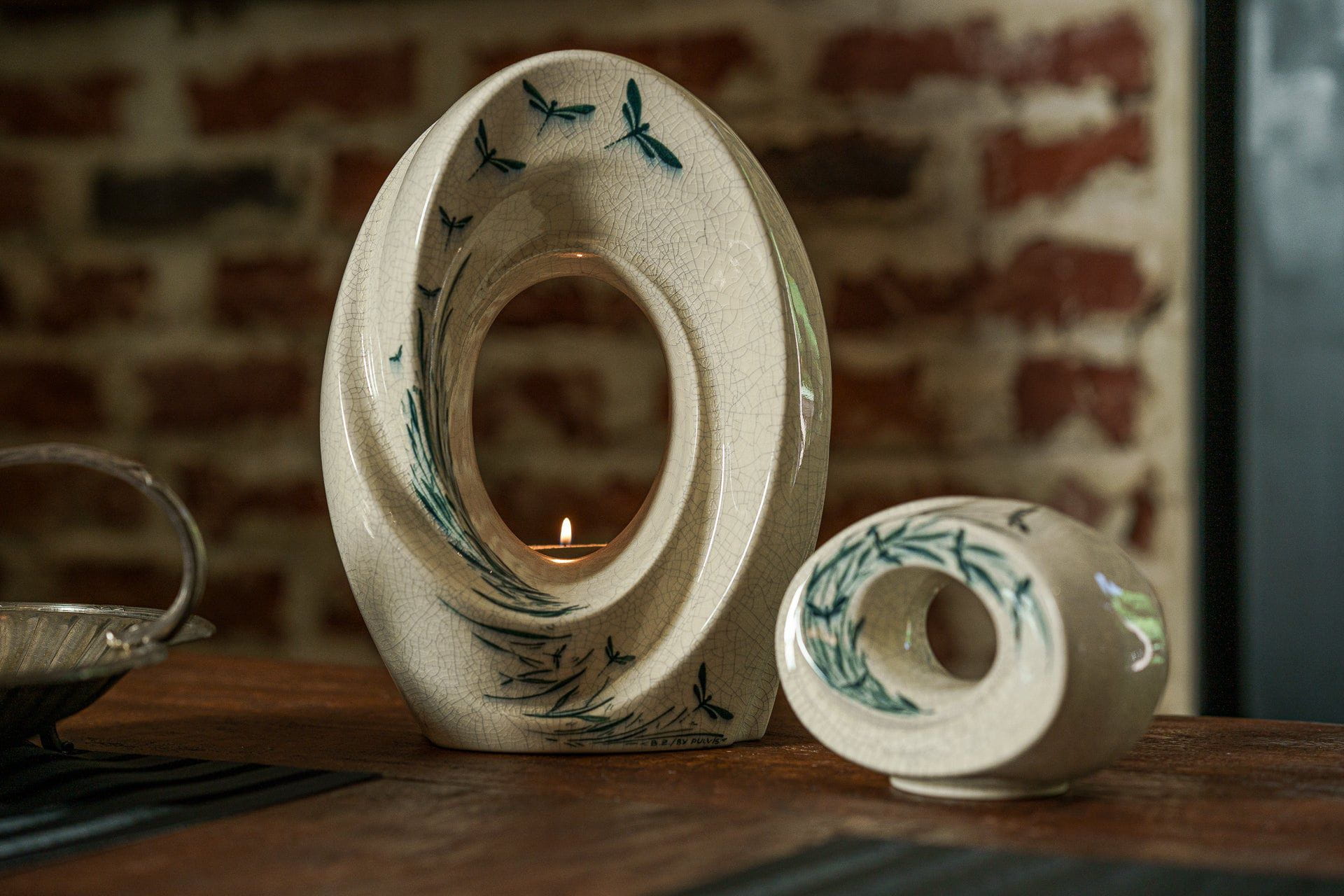 Pulvis Art Urns Exclusive Urn Handmade Decorated Urn for Ashes "The Passage" - Large | Ceramic