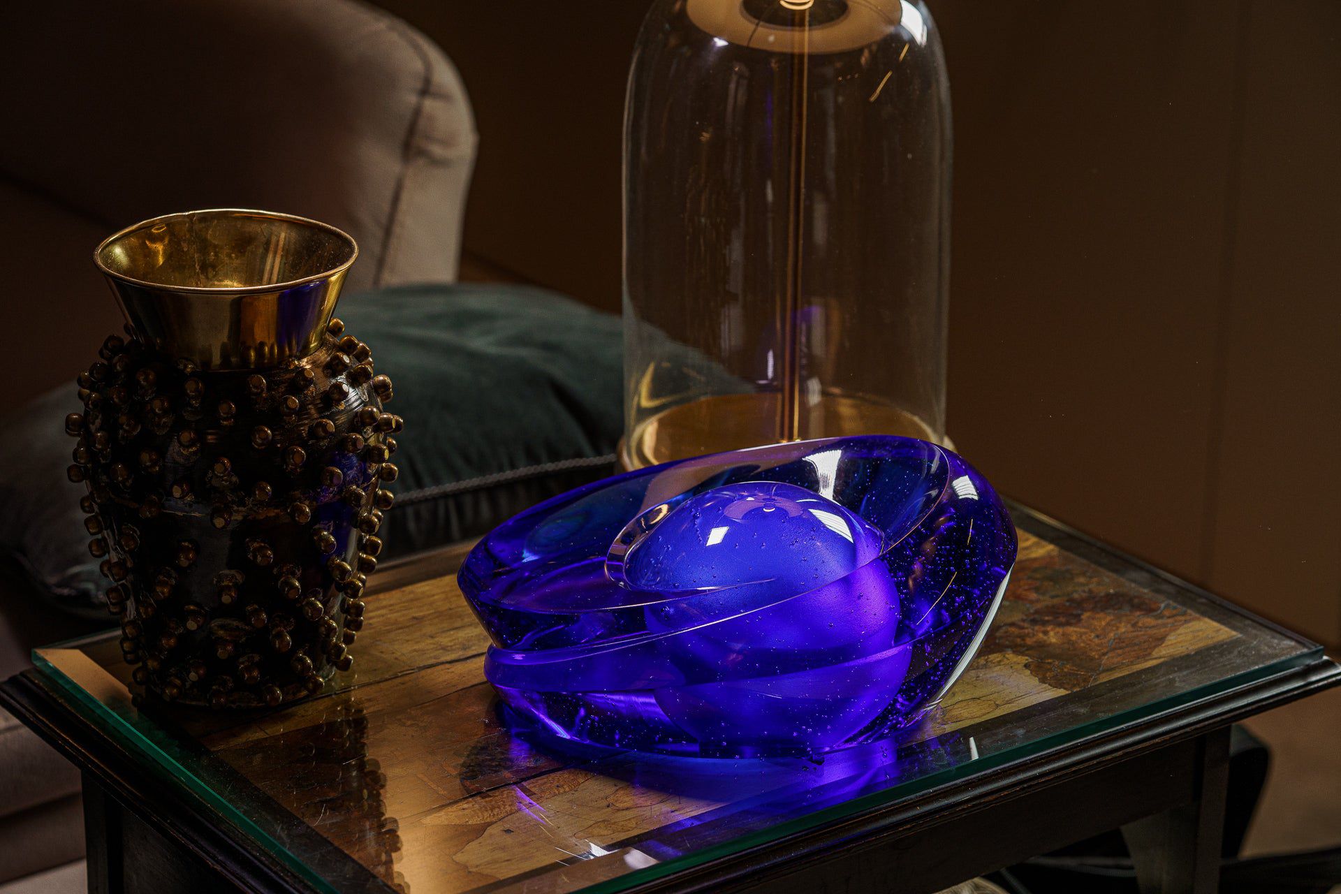 Pulvis Art Urns Exclusive Urn "Heart of the Ocean" Exclusive Molded Glass Urn for Ashes