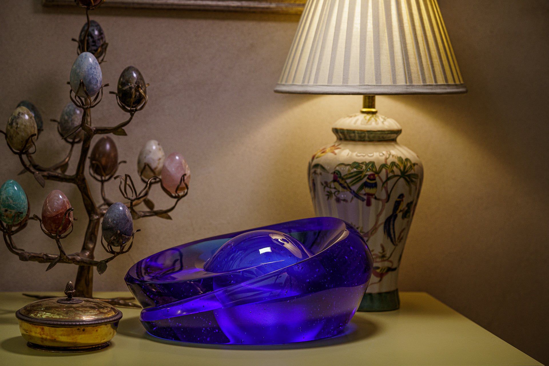 Pulvis Art Urns Exclusive Urn "Heart of the Ocean" Exclusive Molded Glass Urn for Ashes