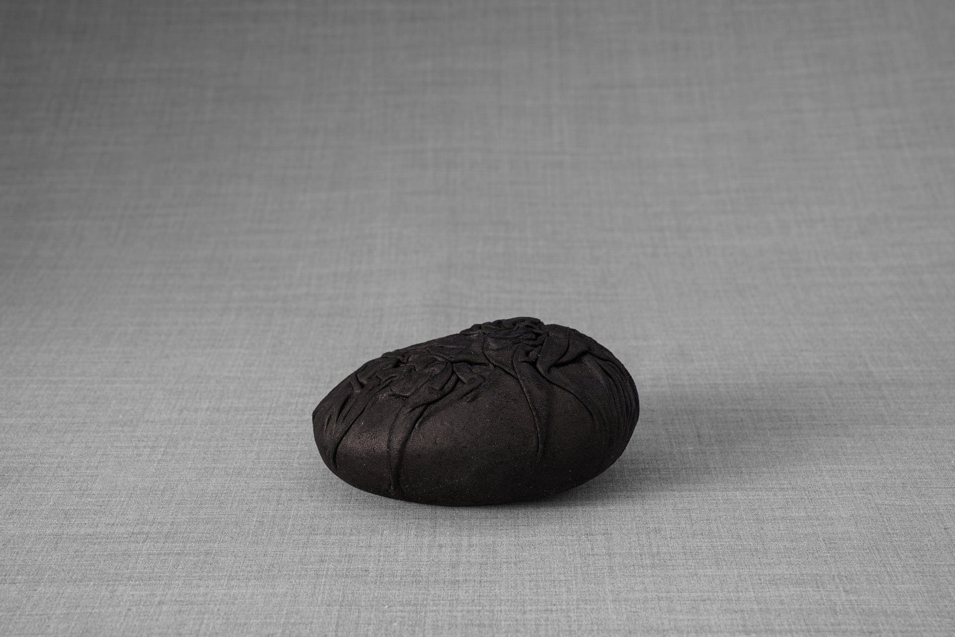 Pulvis Art Urns Exclusive Urn Leather Cremation Keepsake "Stone" - Exclusive Edition