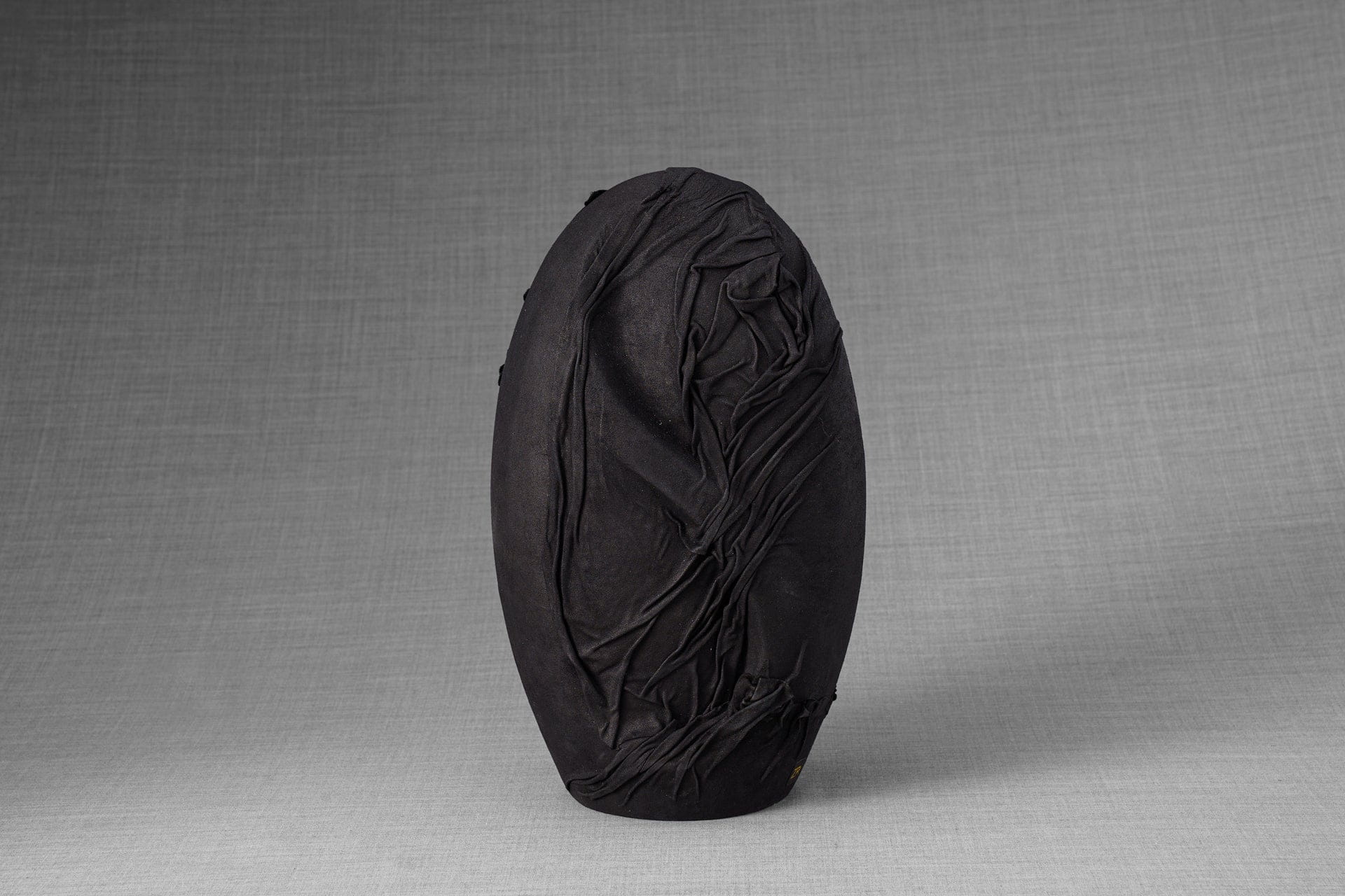 Pulvis Art Urns Exclusive Urn Leather Cremation Urn for Ashes "Eternity" - Exclusive Edition
