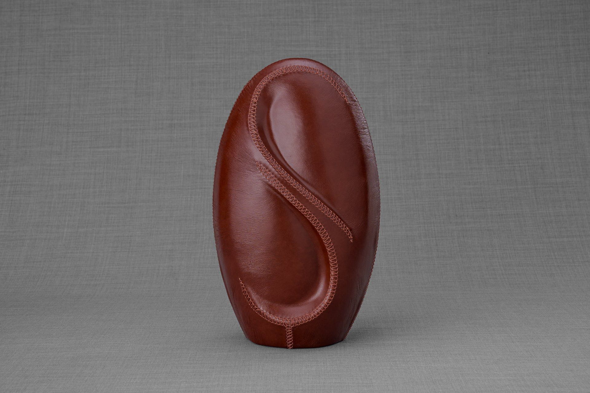 Pulvis Art Urns Exclusive Urn Leather Cremation Urn for Ashes "Eternity" - Genuine Leather