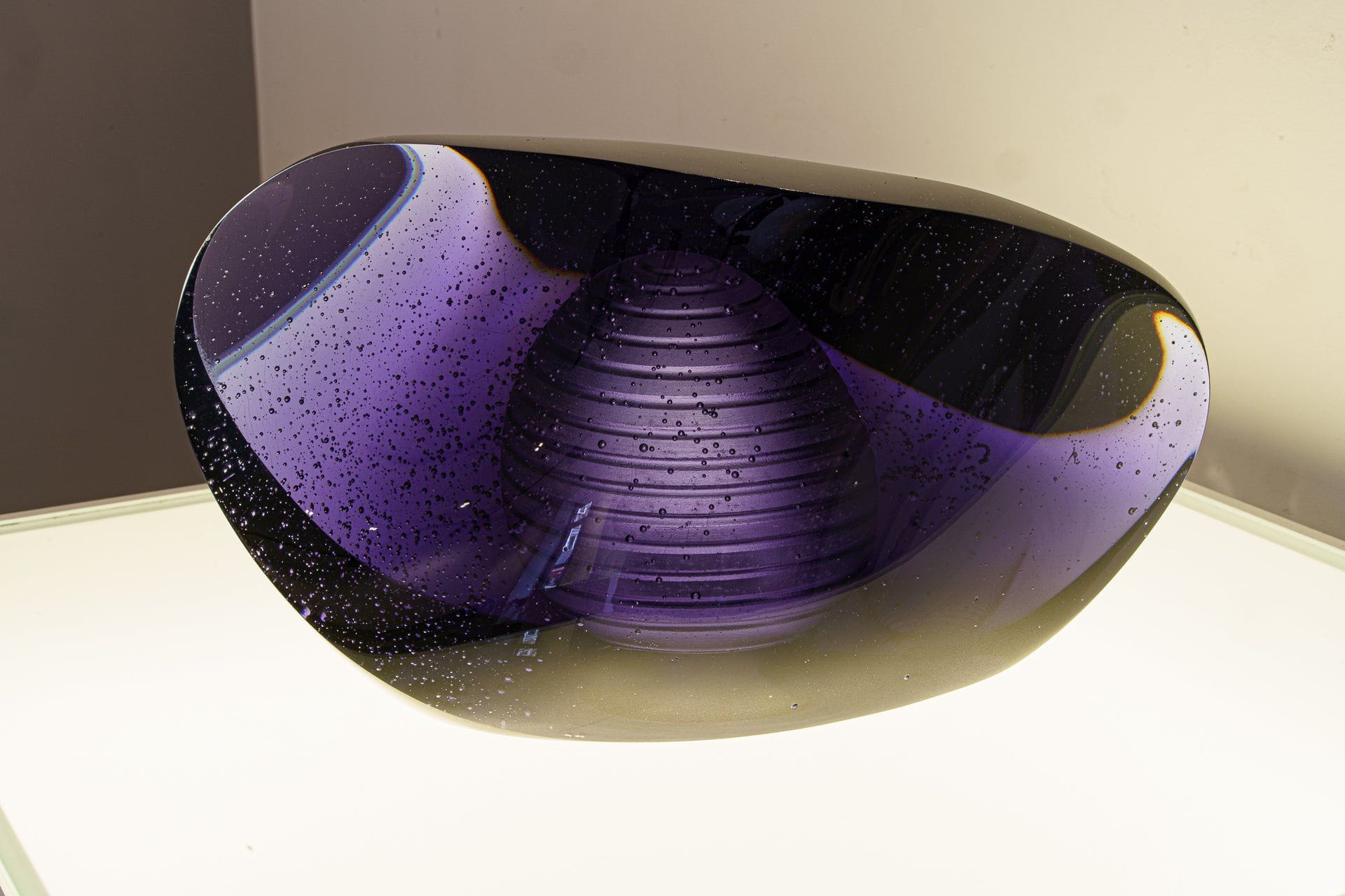 Pulvis Art Urns Exclusive Urn "Piece of time" Exclusive Molded Glass Urn for Ashes