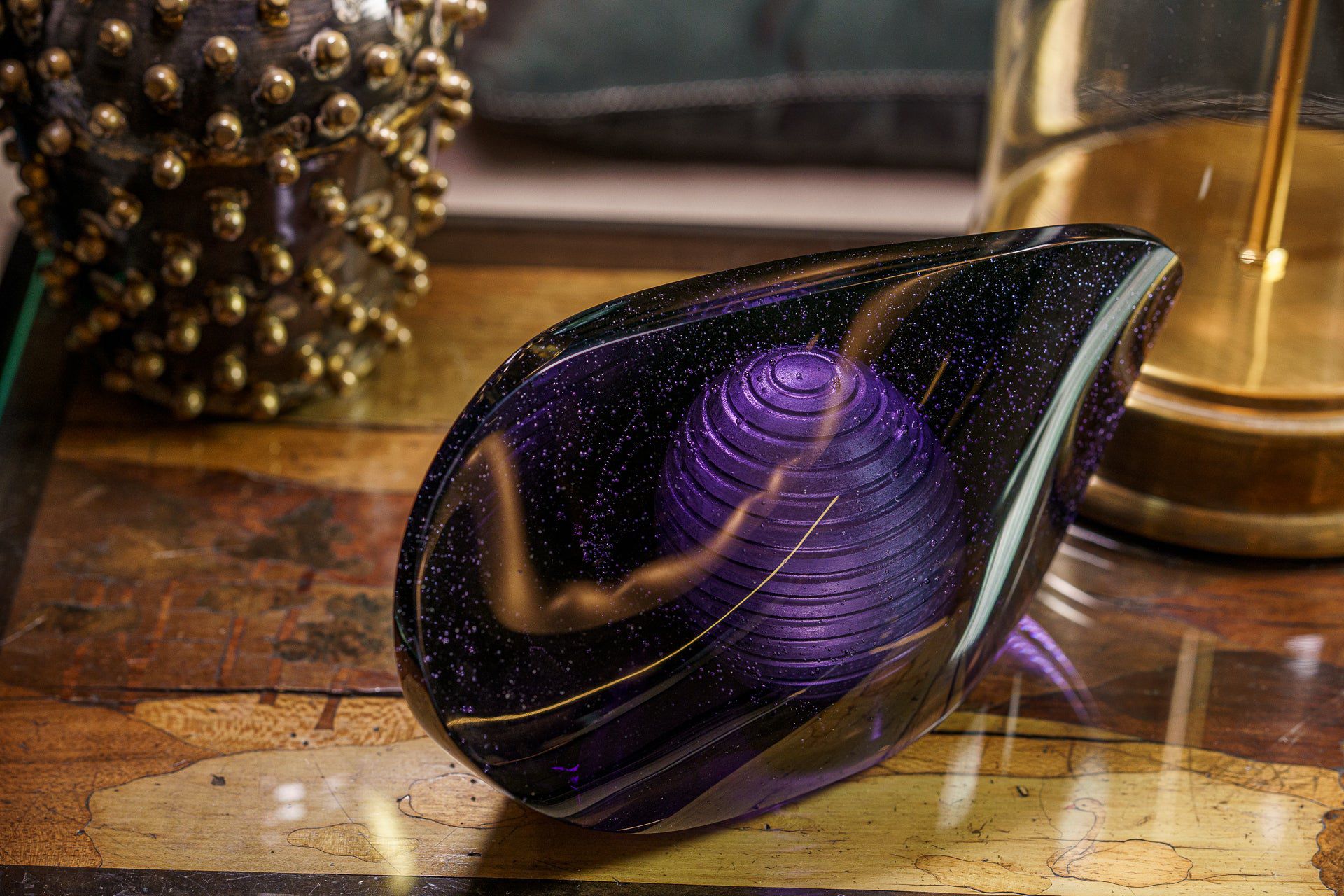 Pulvis Art Urns Exclusive Urn "Piece of time" Exclusive Molded Glass Urn for Ashes