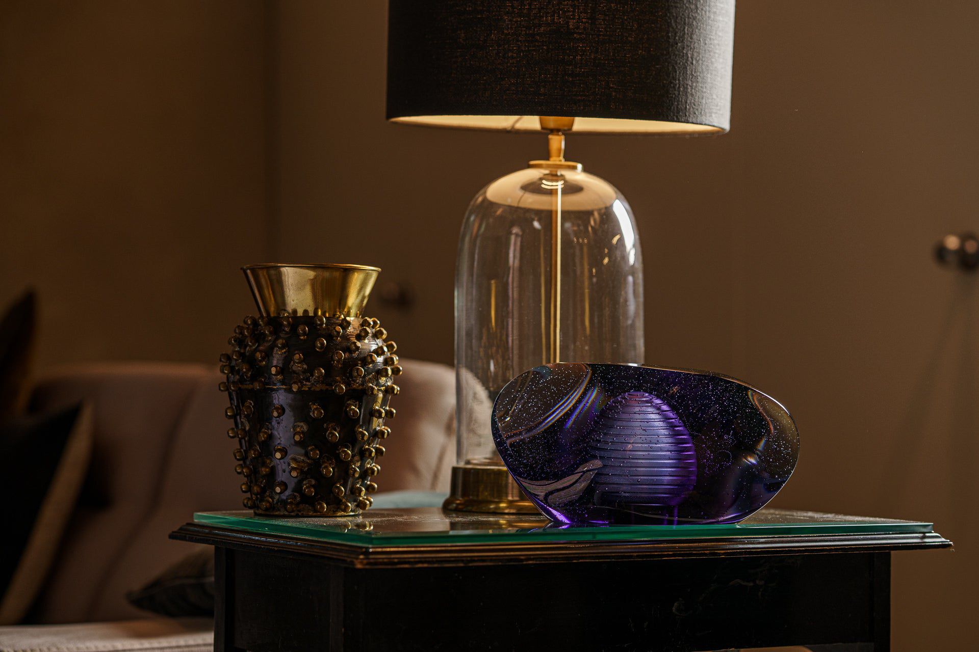 Pulvis Art Urns Exclusive Urn "Piece of time" Exclusive Molded Glass Urn for Ashes
