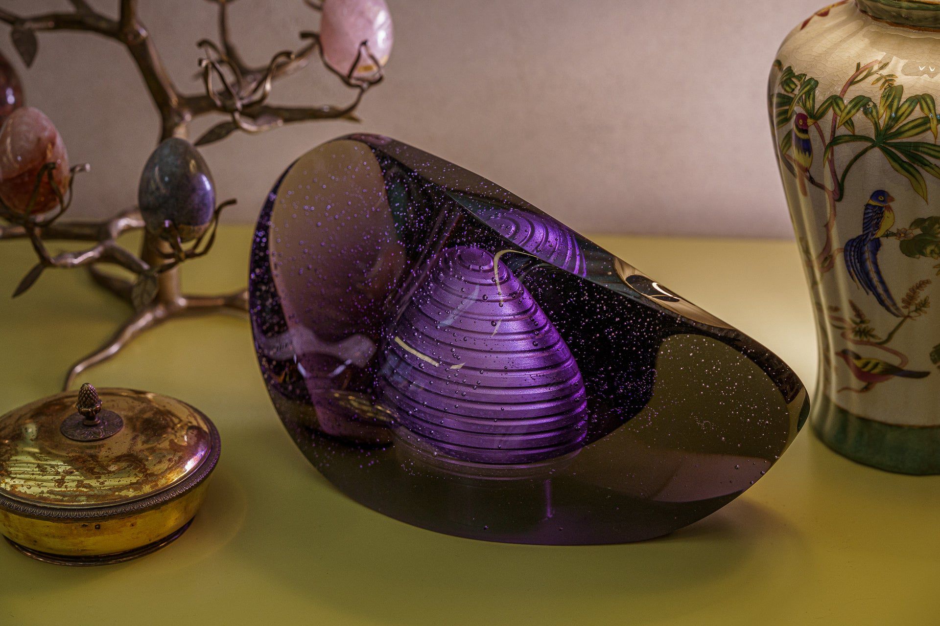 Pulvis Art Urns Exclusive Urn "Piece of time" Exclusive Molded Glass Urn for Ashes