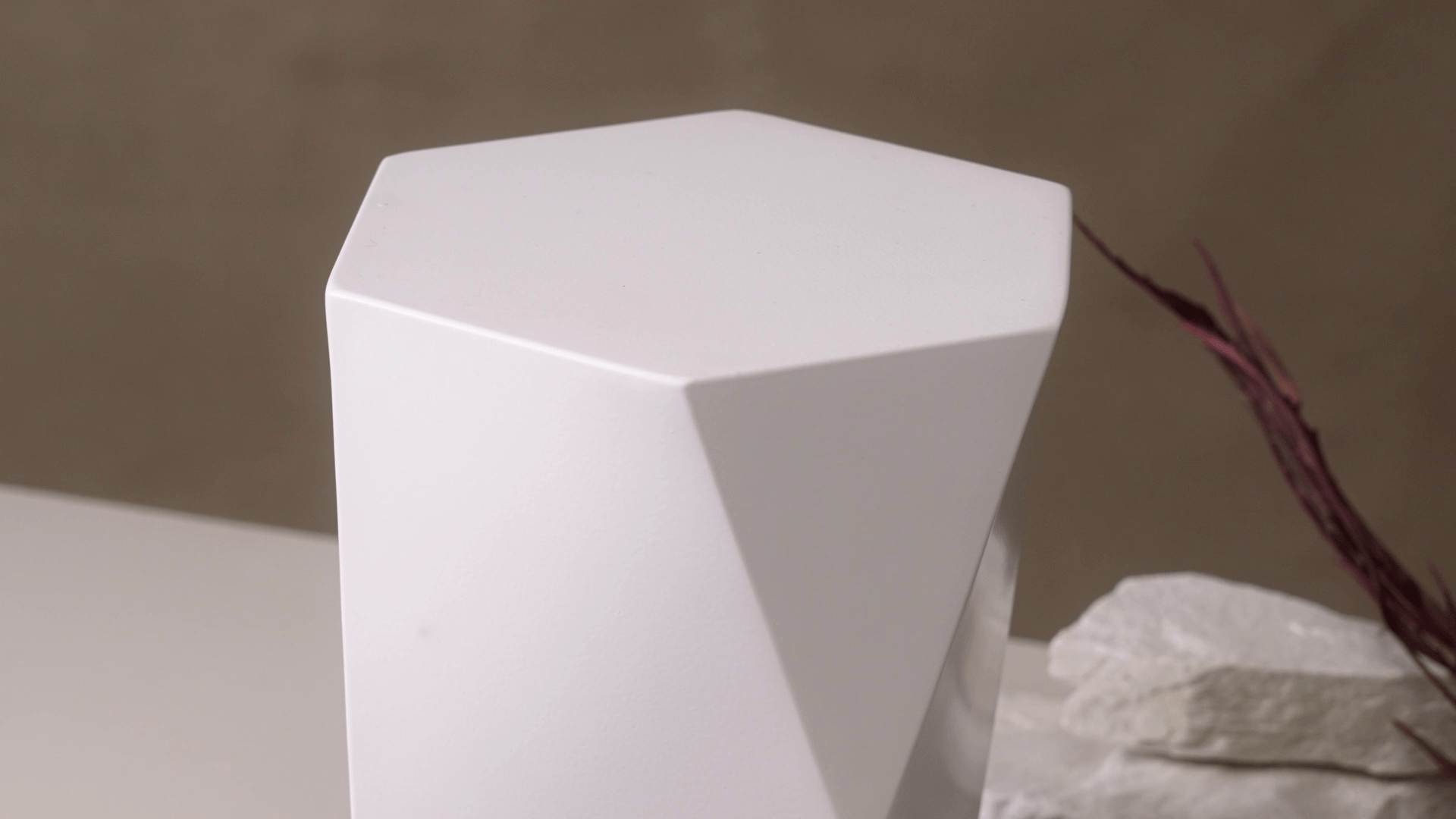 Pulvis Art Urns Handmade Urn "Crystal" - Stainless Steel | Matte White