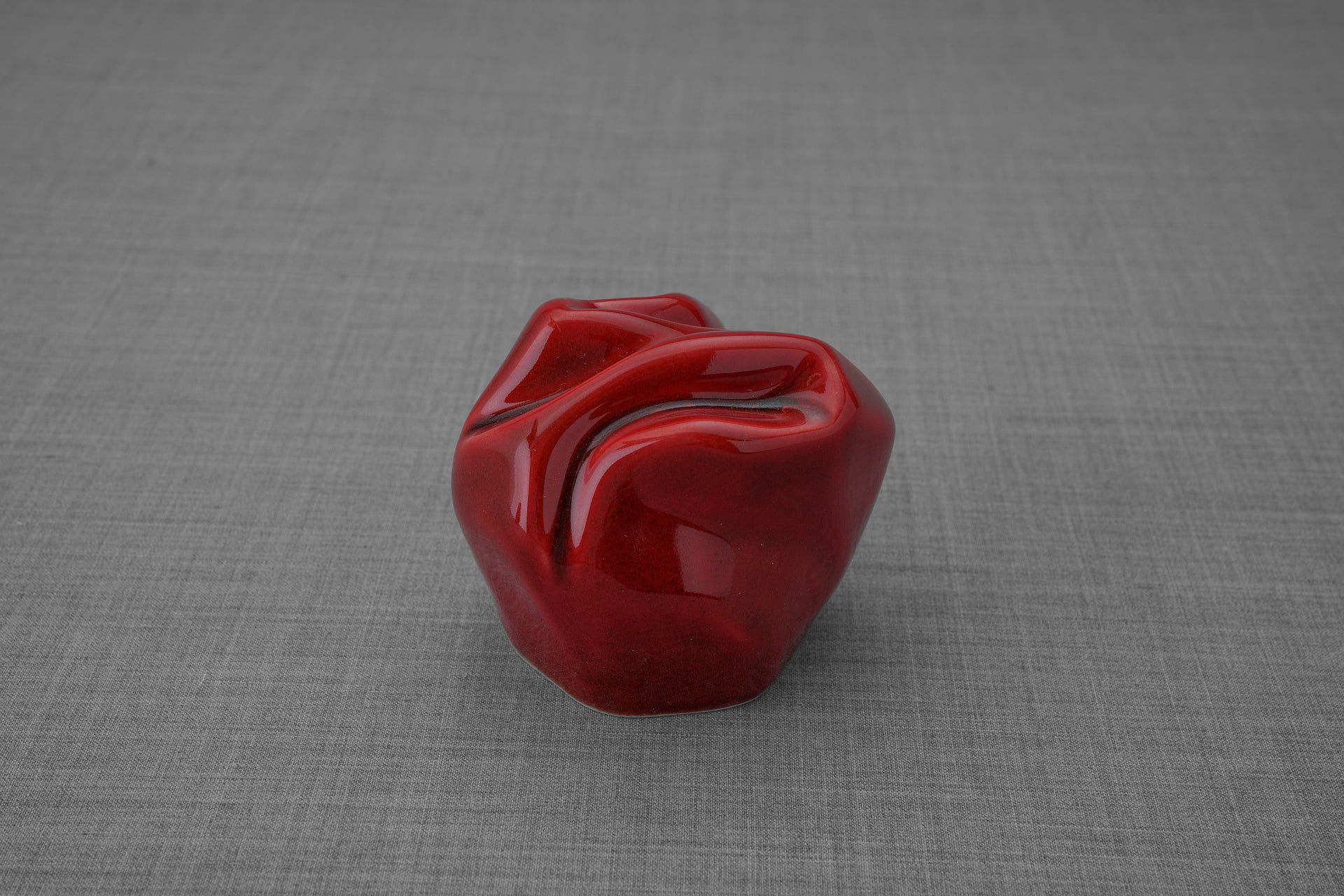 Pulvis Art Urns Keepsake Urn Cremation Keepsake Urn "Precious" - Small | Red | Ceramic