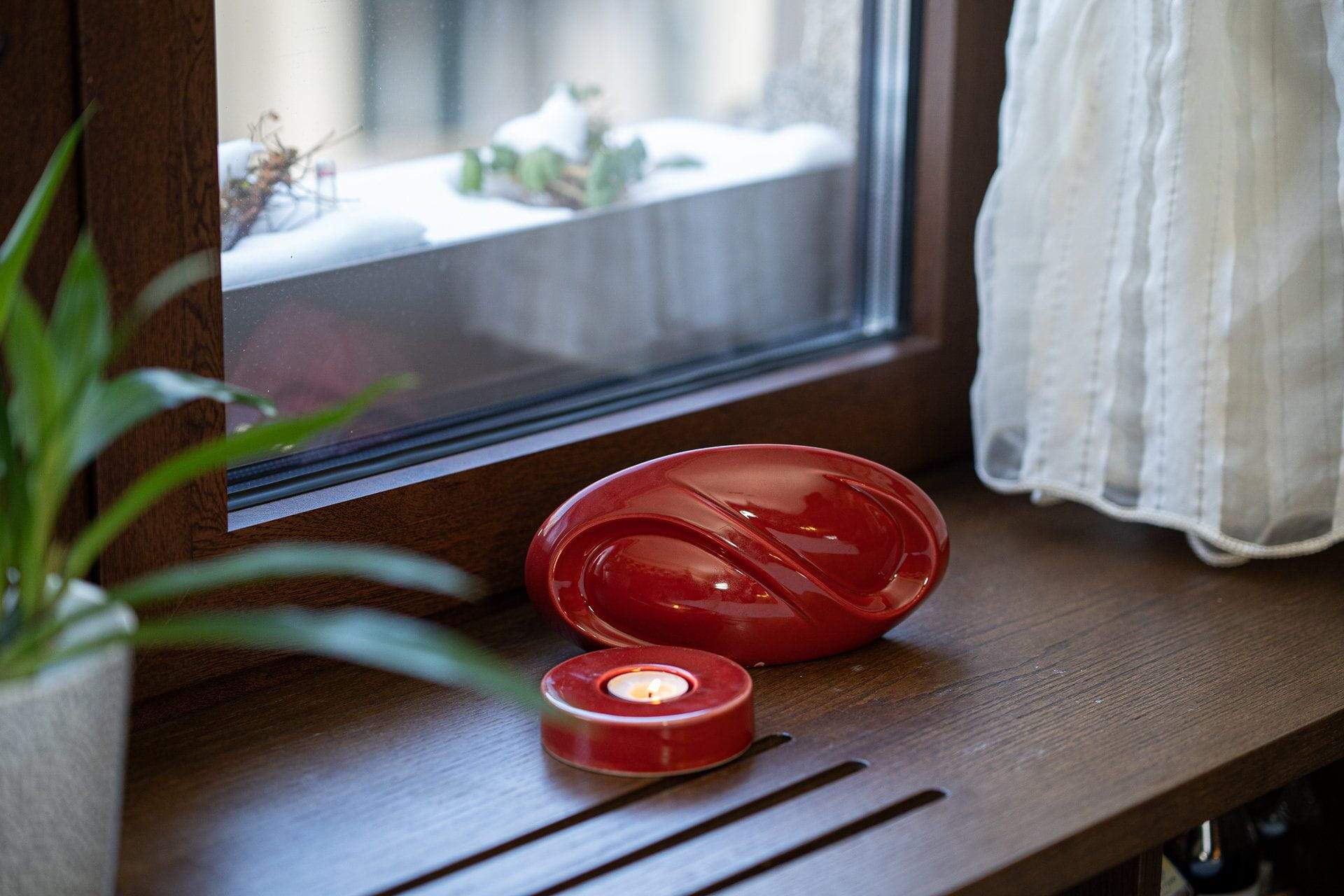 Eternity Cremation Keepsake for Ashes – Red | Small | Ceramic