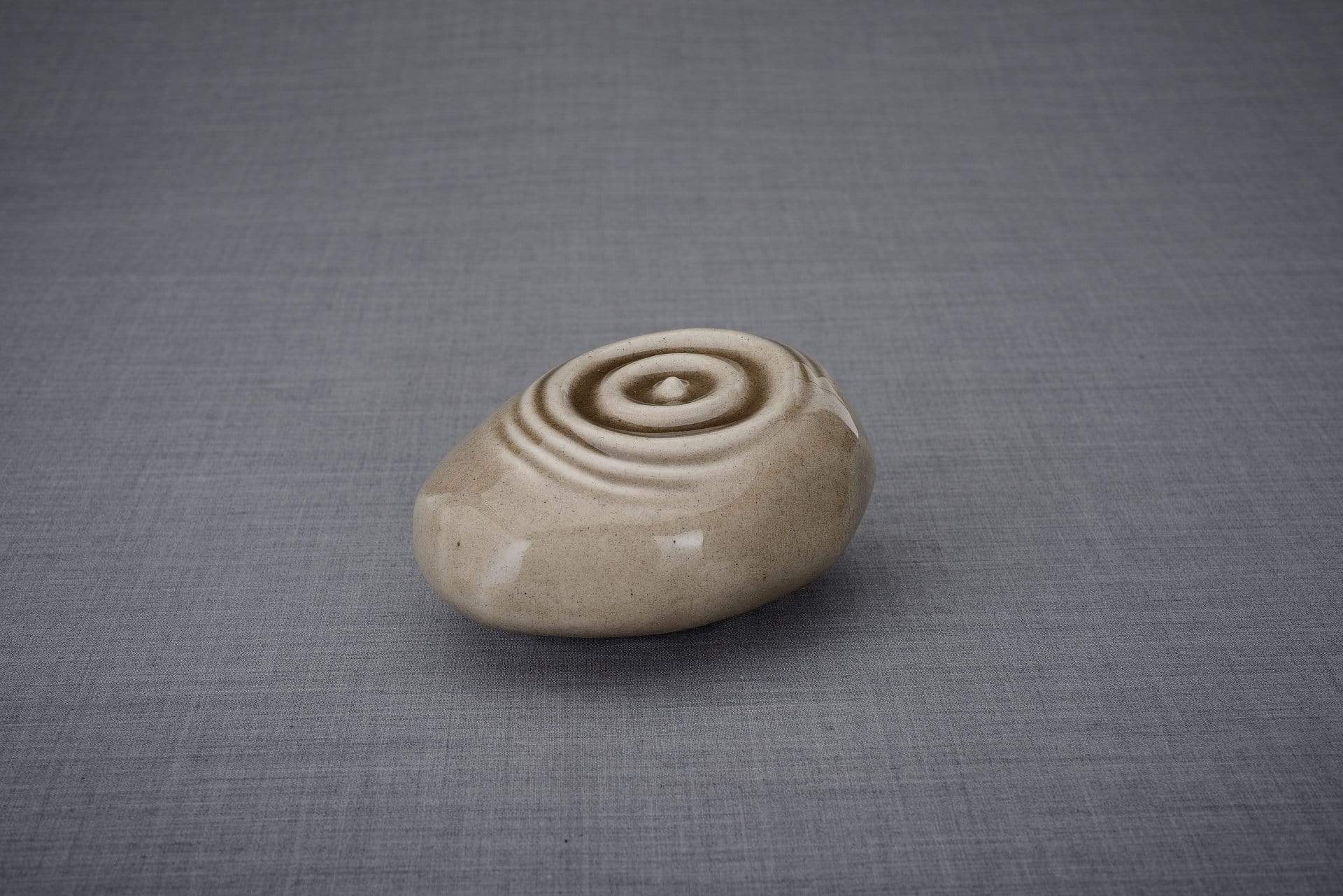 Resonance Handmade Cremation Keepsake Urn for Ashes, color Beige Grey-Pulvis Art Urns